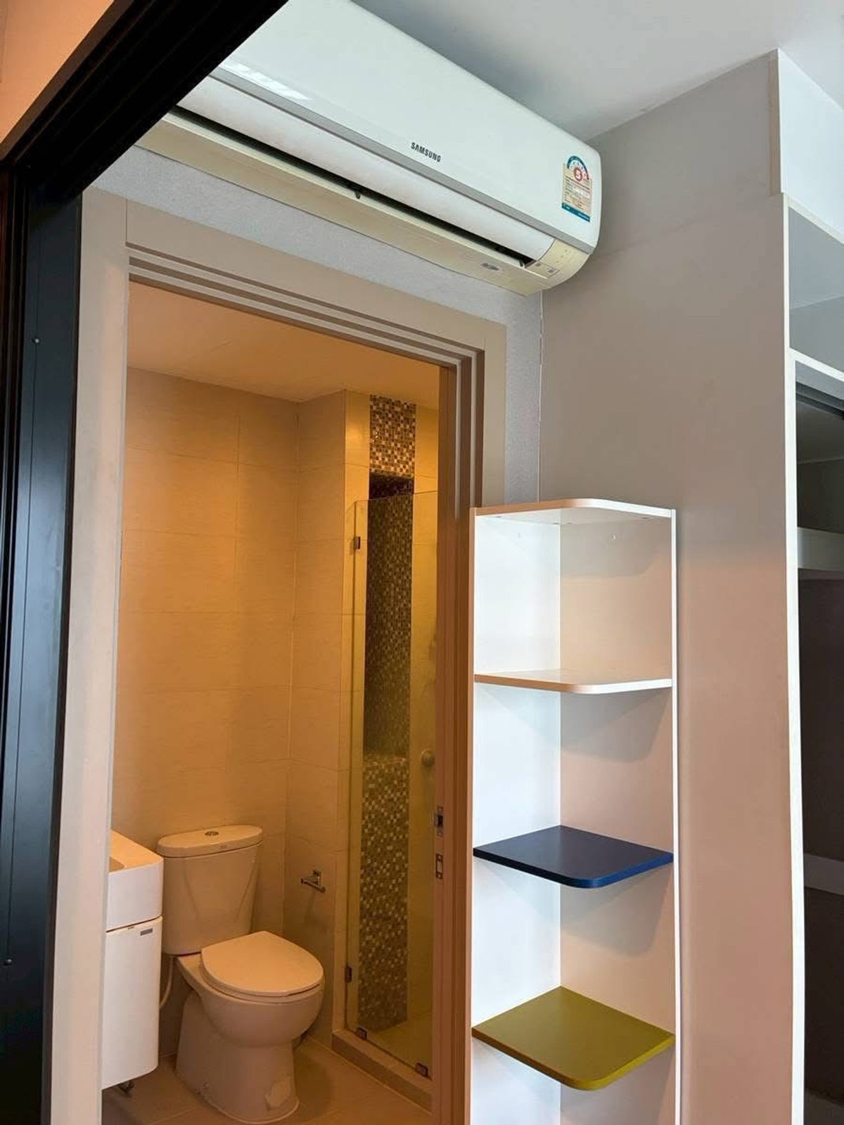 For SaleCondoRama9, Petchburi, RCA : ⚡️Flash Deal⚡️ Condoletmidst rama9 🔥29 sqm 1B1B💫2,749,000 🔥 Eye-popping price. If interested, contact Putter⚡️ 0928895628 Line:plustor_ss⚡️