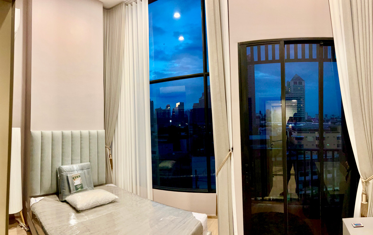 For RentCondoOnnut, Udomsuk : 🏙️ KnightsBridge Space Sukhumvit - Rama 4 ✨ Very beautiful room! High ceiling, airy, good location