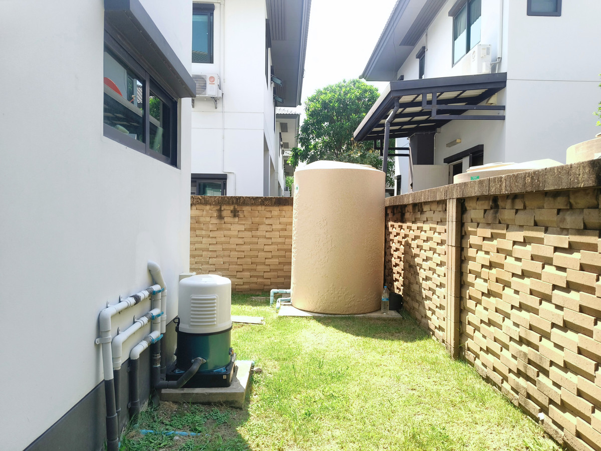 For SaleHouseBangna, Bearing, Lasalle : Single house for sale, corner plot next to the garden, best price, has a bedroom on the ground floor. Beautifully decorated and ready to move in. Burasiri Village Wongwaen-On Nut, 4 bedrooms, 4 bathrooms, 10 minutes to the motorway and Suvarnabhumi Airpor