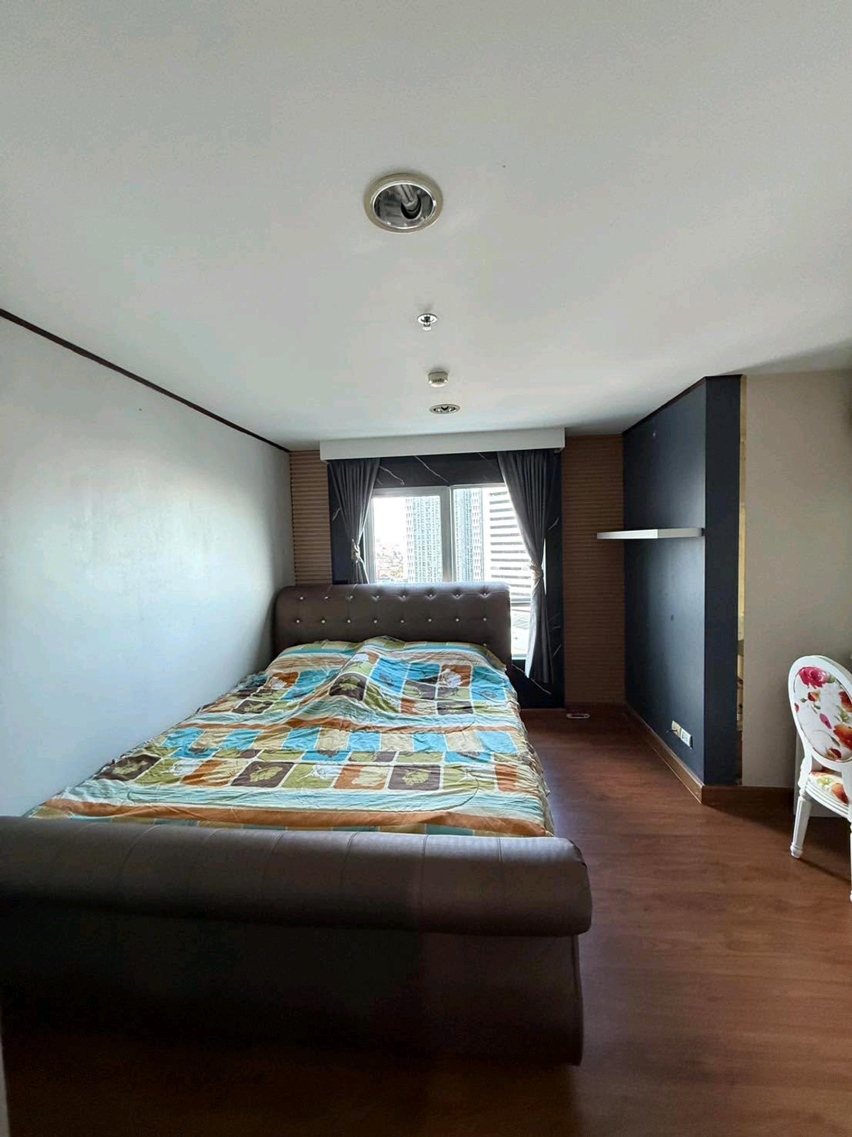 ขายคอนโดพระราม 9 เพชรบุรีตัดใหม่ RCA : ขายขาดทุน 4.5 ล้านบาท 48 ตารางเมตร ชั้น 12A Belle Grand Rama9