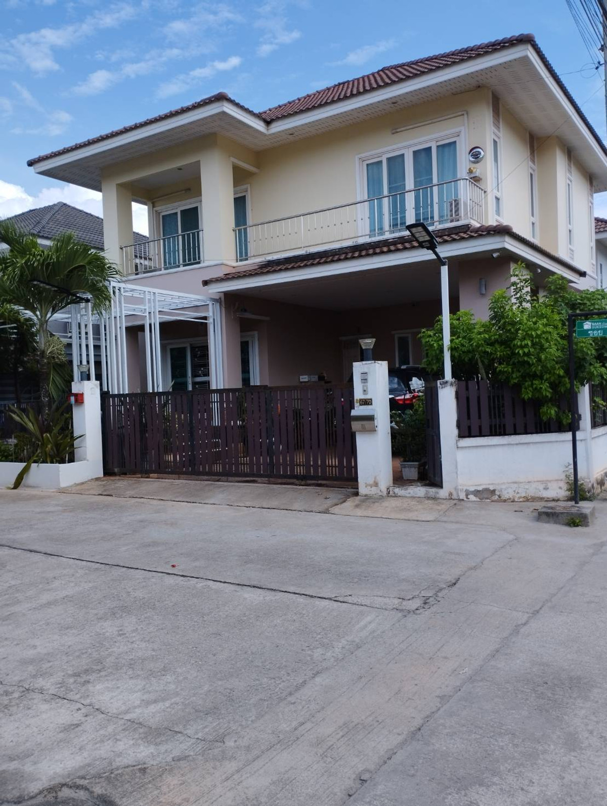 ขายบ้านสมุย สุราษฎร์ธานี : ขายด่วน บ้านเดี่ยว 2 ชั้น หมู่บ้านสุขสมบูร์ณ1 บางใบไม้ จ.สุราษฏธานี