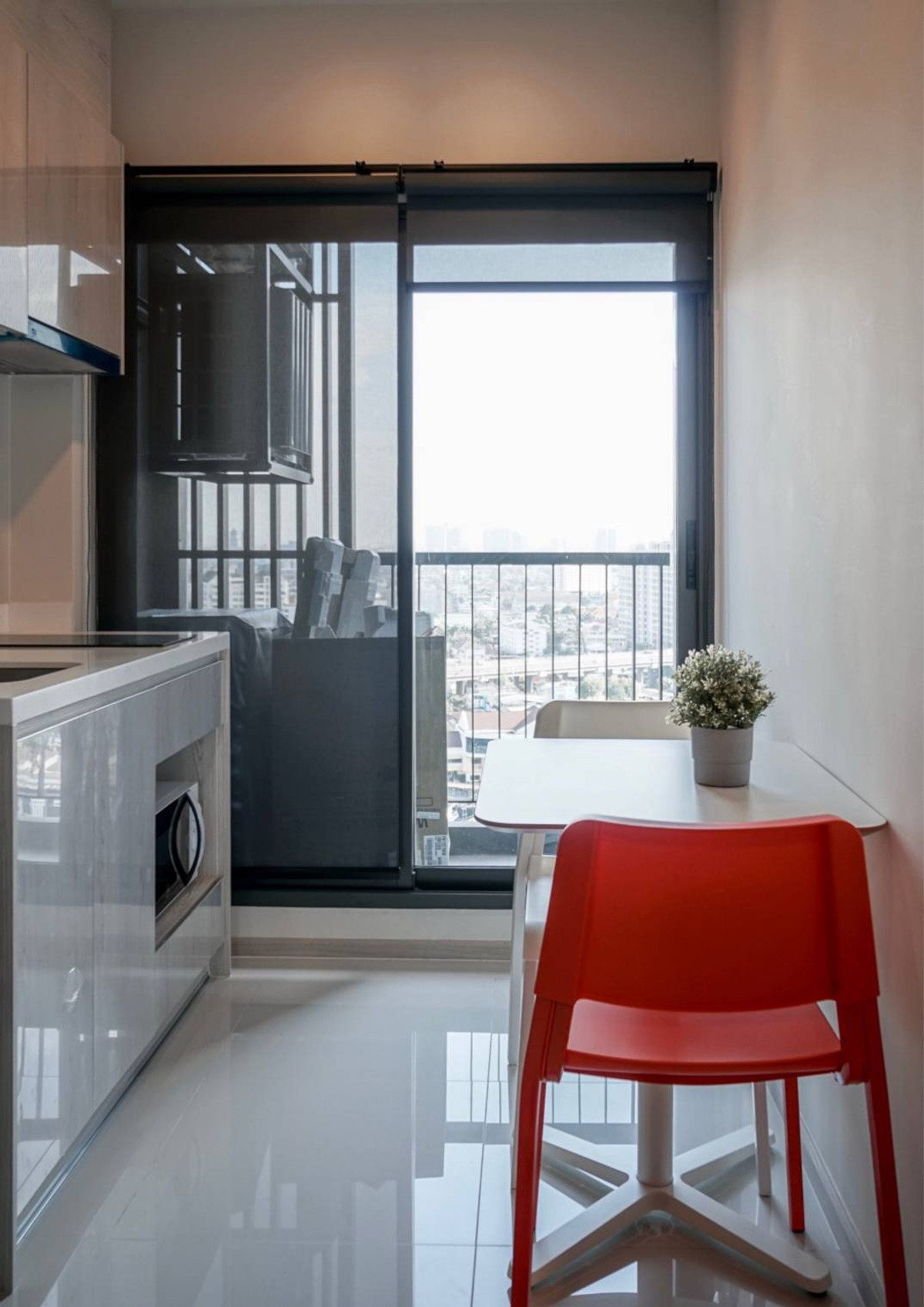 For RentCondoOnnut, Udomsuk : 🔥For rent, Life Sukhumvit 48, near BTS Phra Khanong, price 15,000 baht/month.