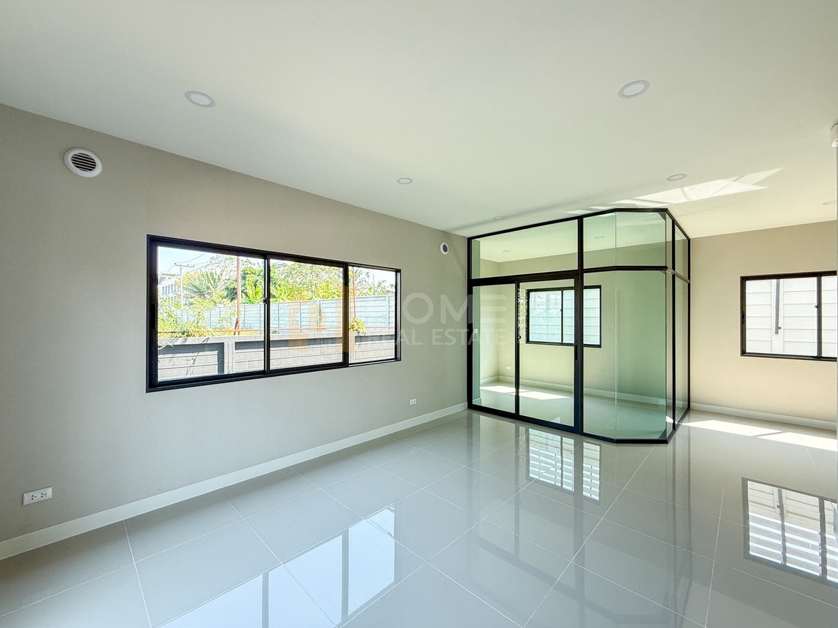 ขายบ้านมีนบุรี-ร่มเกล้า : เพอร์เฟค พาร์ค สุวรรณภูมิ เฟส 5 / 4 ห้องนอน (ขาย), Perfect Park Suvarnabhumi Phase 5 / 4 Bedrooms (FOR SALE) AA547