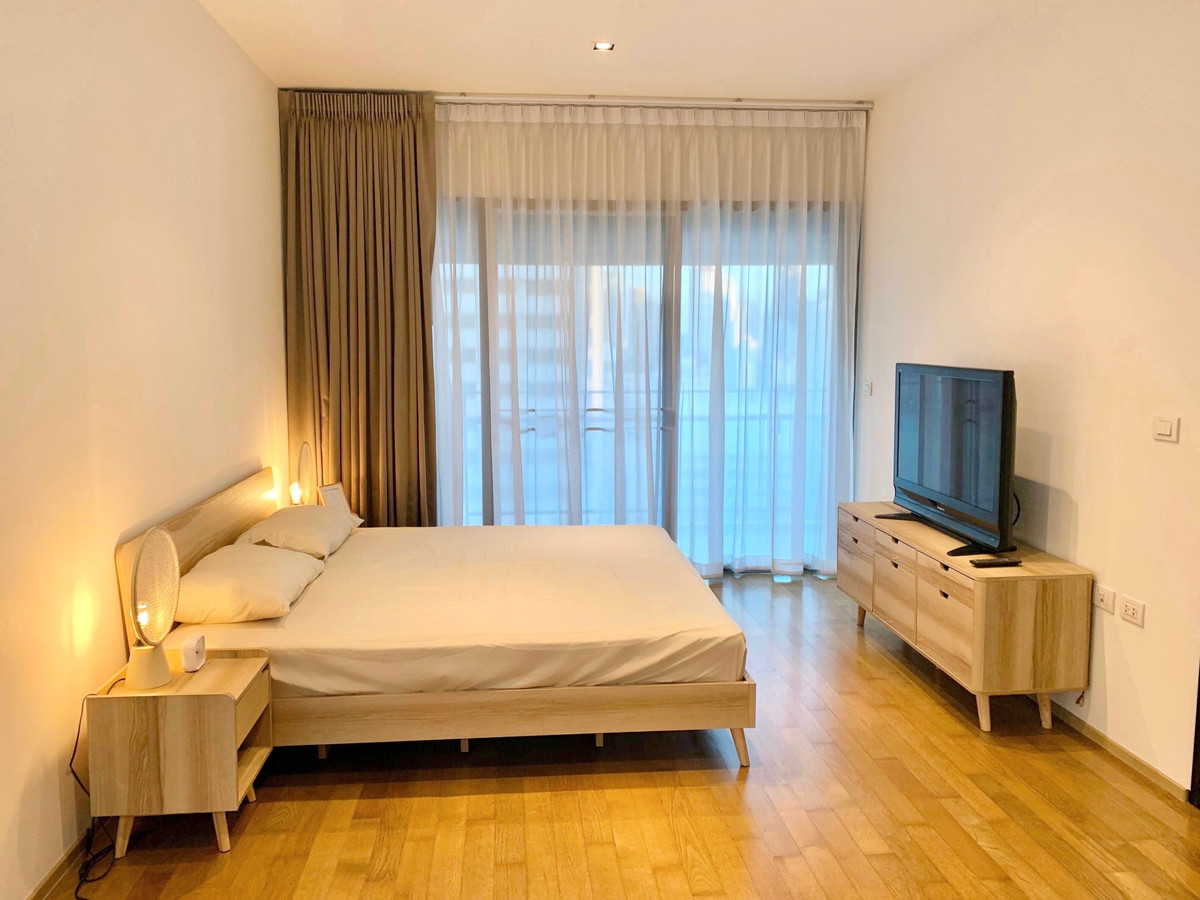 ให้เช่าคอนโดสุขุมวิท อโศก ทองหล่อ : ให้เช่า The Madison Condominium ราคา 75,000 บาท [MKr260414]