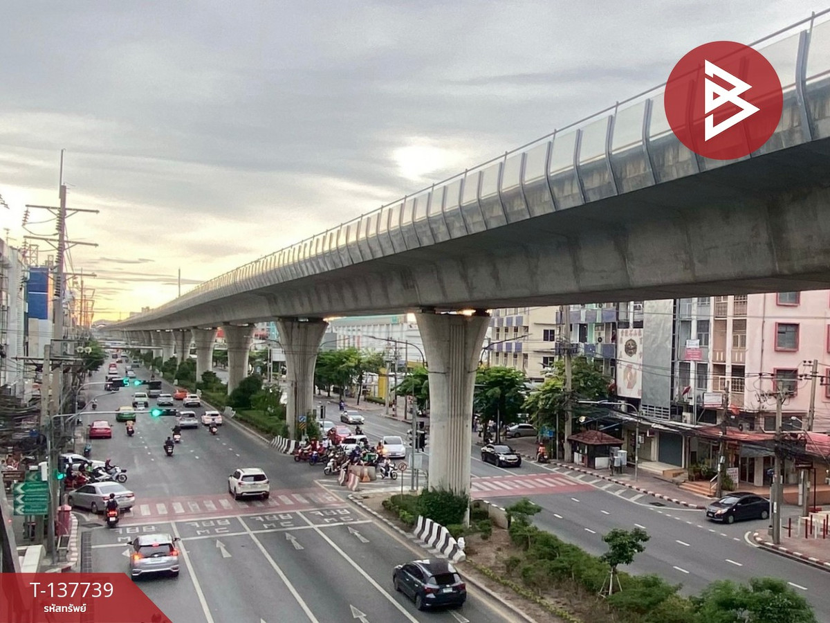 For SaleShop HouseBang kae, Phetkasem : 4-story commercial building for sale, area 24.1 sq m, Bangkok, next to Phetkasem Road, near MRT Bang Khae.