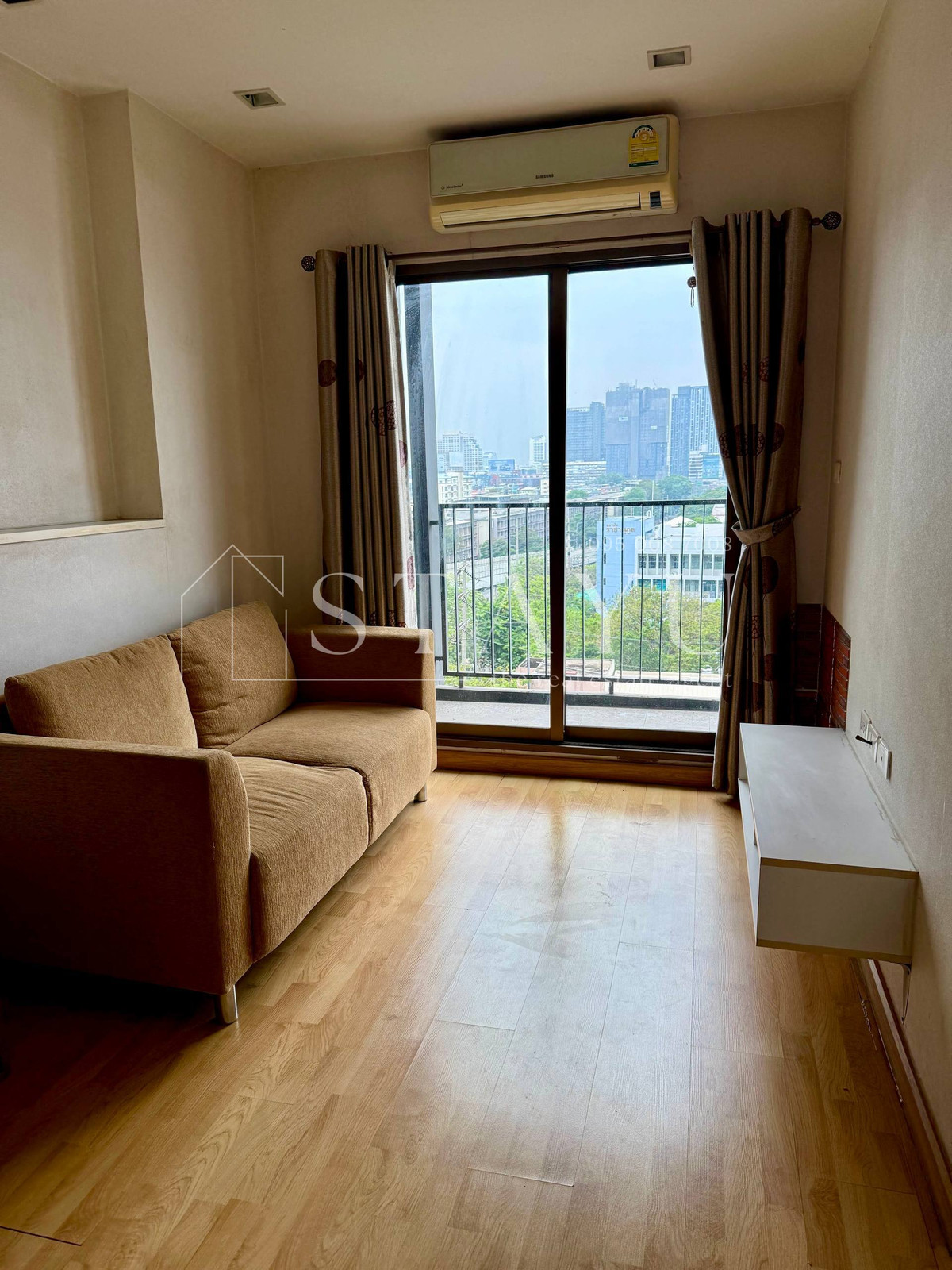 For RentCondoRama9, Petchburi, RCA : 🔥🔥 Owner selling at a loss!! Best price in the building!! Great value for anyone who gets it!! Fully furnished!! Ready to move in!! Casa Condo Asoke Dindaeng, near MRT Rama 9. Contact urgently before it’s gone!! 🔥🔥