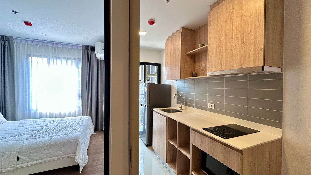 For RentCondoPinklao, Charansanitwong : Condo for rent, Chewathai Pinklao, near Siriraj, near Thammasat University, Tha Phrachan.