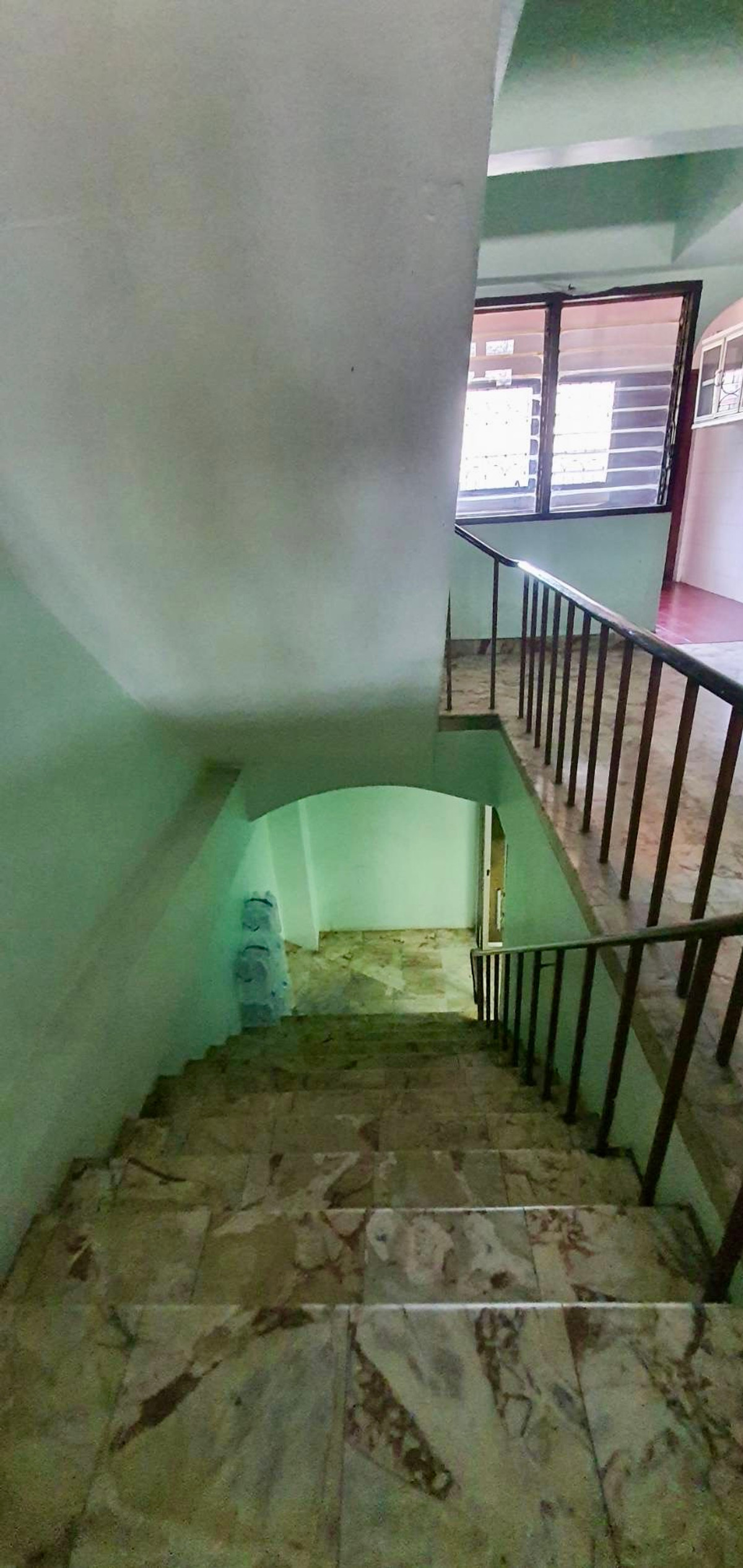 For SaleShop HouseOnnut, Udomsuk : Commercial building, 2 units, Soi Sukhumvit 101/1 / 6 bedrooms (for sale), Commercial Building Sukhumvit 101/1 / 6 Bedrooms (FOR SALE) GNG048