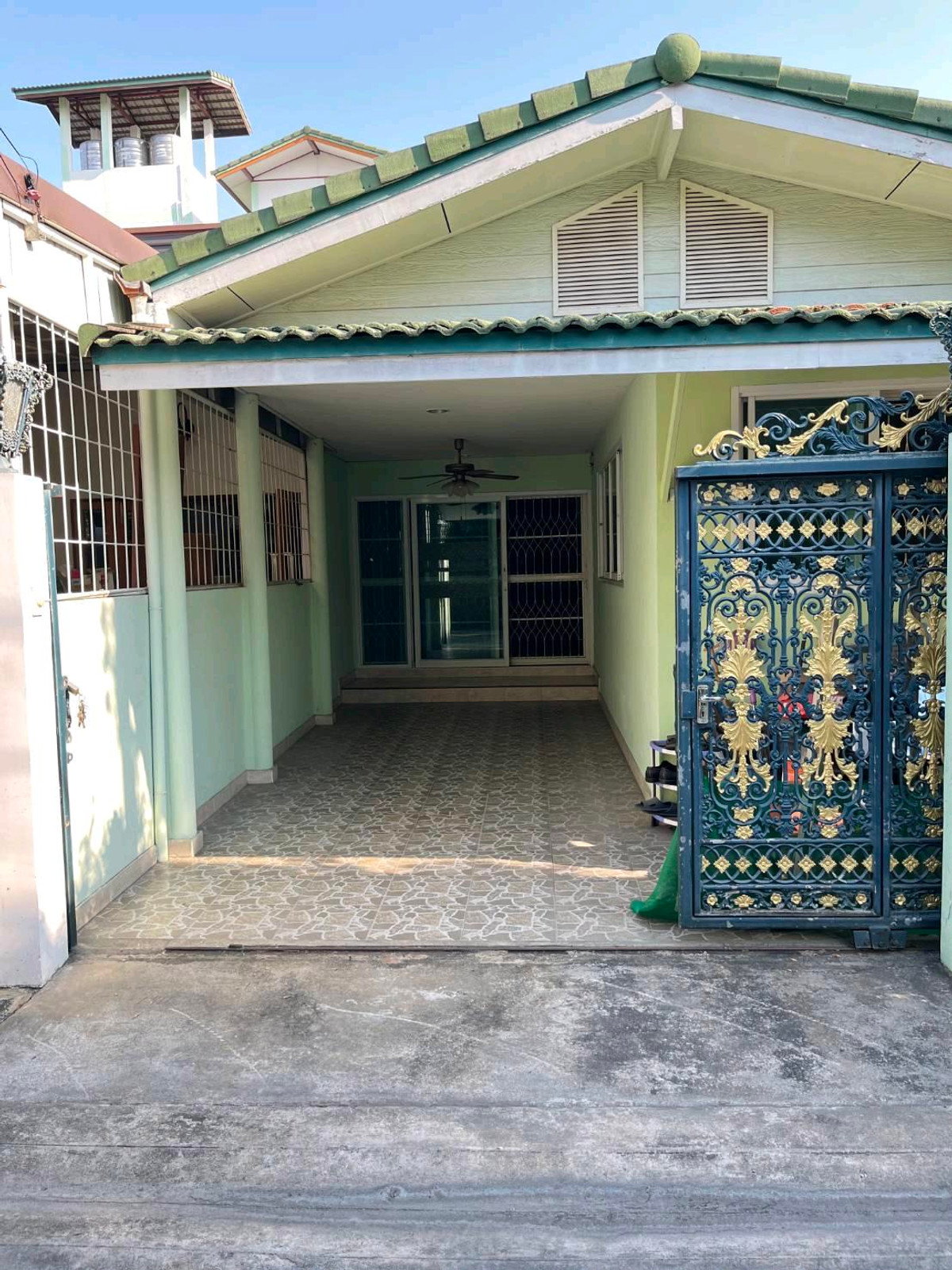 For SaleBang Sue, Wong Sawang, Tao Pun : Single-story house, Bang Sue location, near the market, near Yothinburana School.