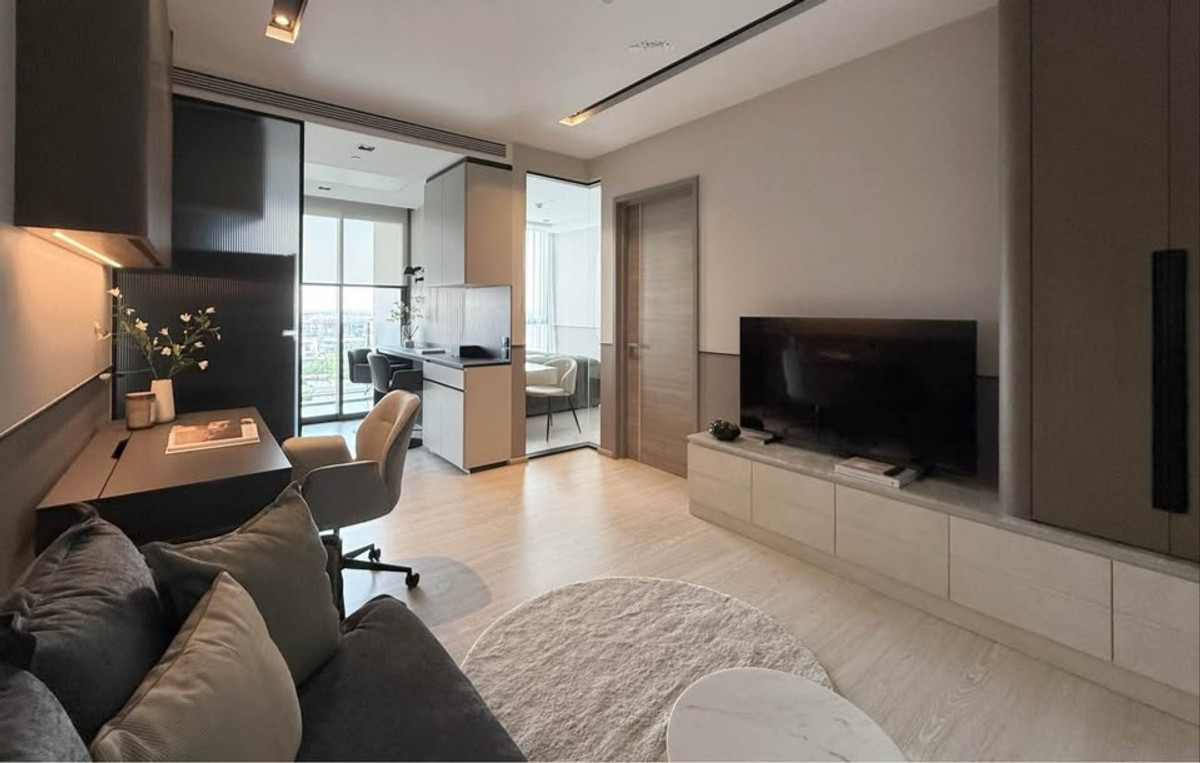 ให้เช่าคอนโดสุขุมวิท อโศก ทองหล่อ : ปล่อยเช่า คอนโดใจกลางสุขุมวิท ใกล้ BTS ทองหล่อ | The Room สุขุมวิท 38 | มีรถรับ-ส่ง BTS เดินทางสะดวกสบายใกล้ทางด่วน