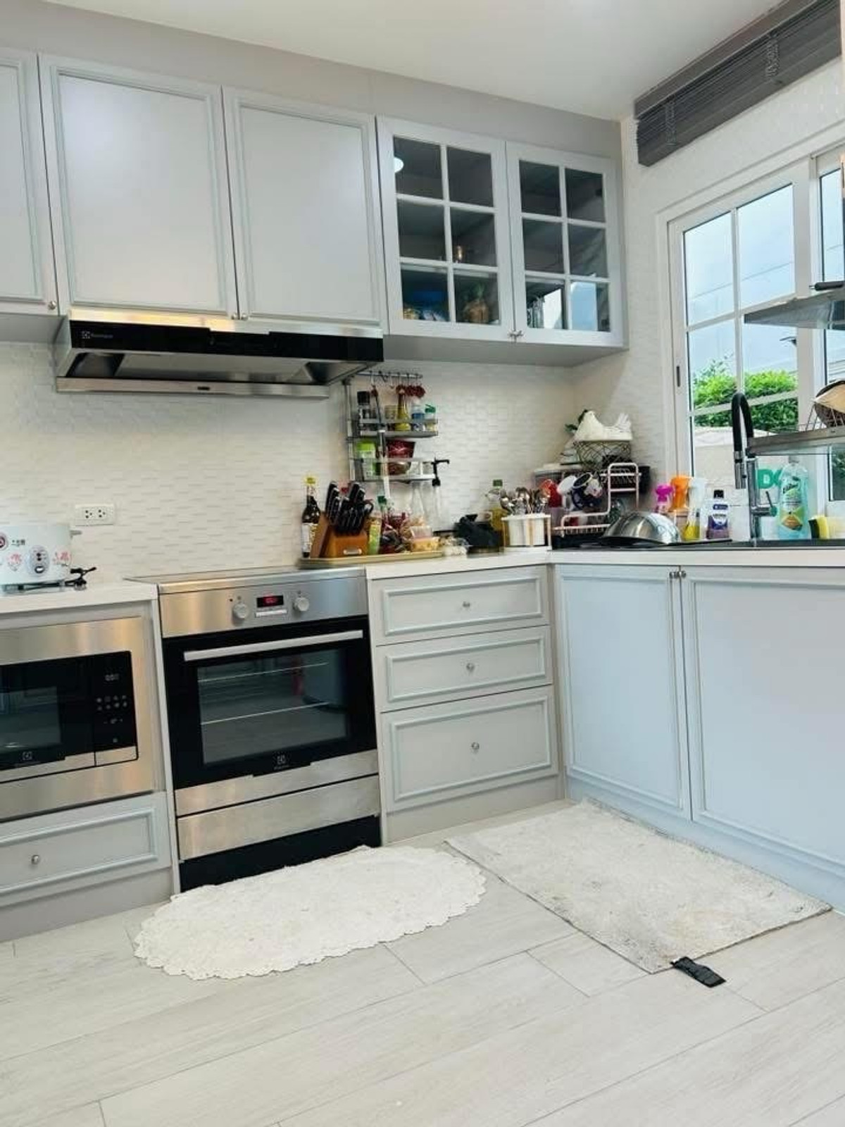 For RentThaphra, Talat Phlu, Wutthakat : Semi-detached house for rent, Golden Neo Sathorn Project, Kanlapaphruek Road.