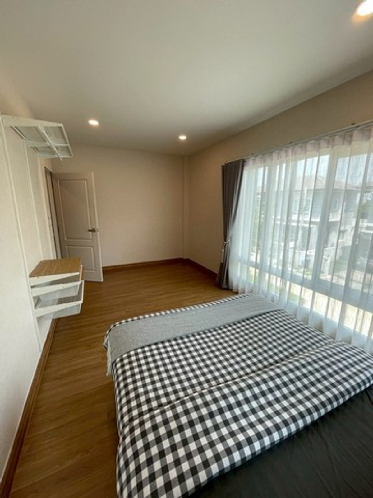 ให้เช่าบ้านบางนา แบริ่ง ลาซาล : HR3349ให้เช่า Centro บางนา-วงแหวน หลังมุม บ้านเดี่ยวไซส์ใหญ่ เฟอร์ครบพร้อมอยู่ | ใกล้ Mega Bangna 