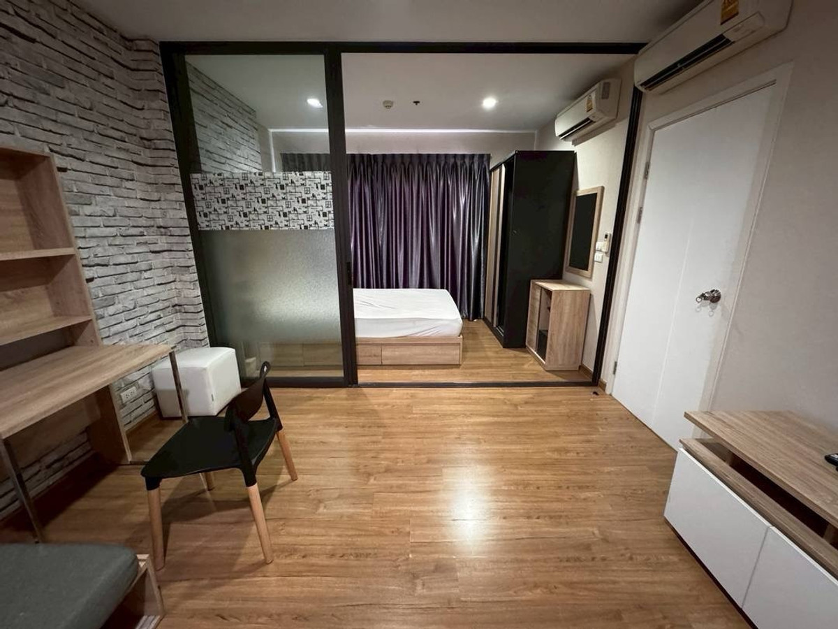 For RentCondoPinklao, Charansanitwong : 🔥Rare Item! The Tree Rio Bang-Aor
1 bedroom, river view + 1 car parking space, best value in this area.