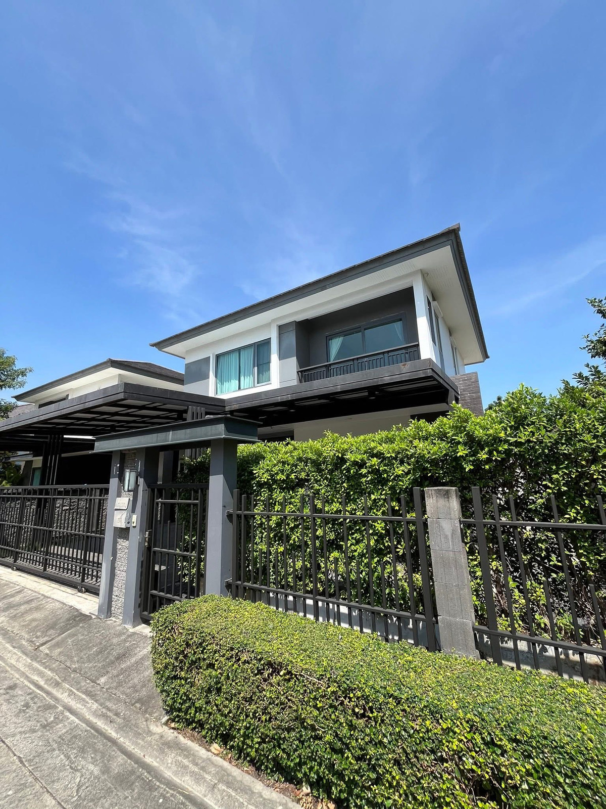 ให้เช่าบ้านสมุทรปราการ สำโรง : ให้เช่าบ้านเดี่ยว Britania บางนา กม.12 ใกล้แม็คโคร บางพลี และ mega bangna 