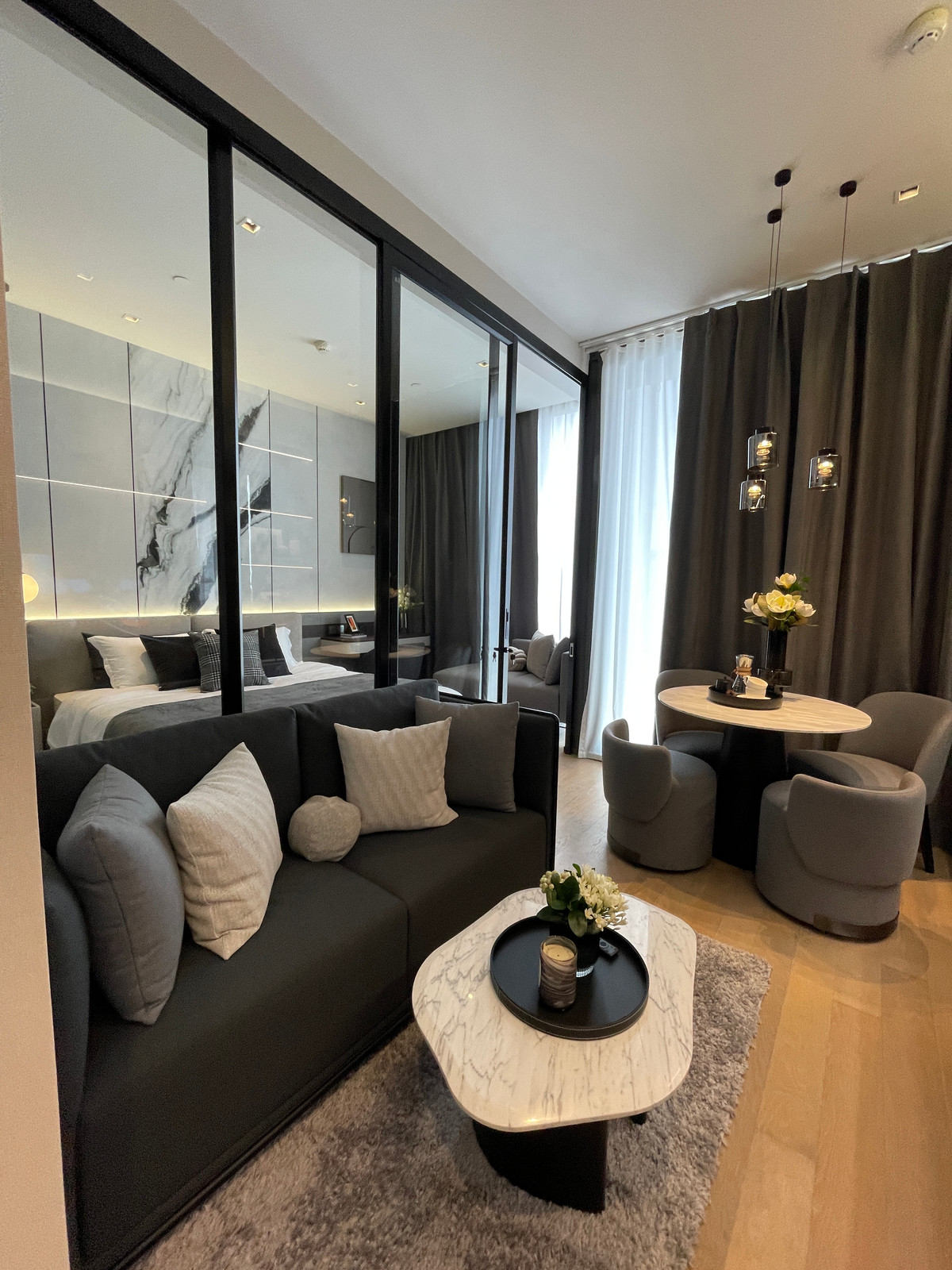 ขายคอนโดสีลม ศาลาแดง บางรัก : 💎 [Ultimate Legacy] ASHTON SILOM – 1BR XL (49.58 ตร.ม.) ชั้น 32 ห้องมุมแห่งวิสัยทัศน์เหนือระดับ บนถนนสายประวัติศาสตร์ 💎 