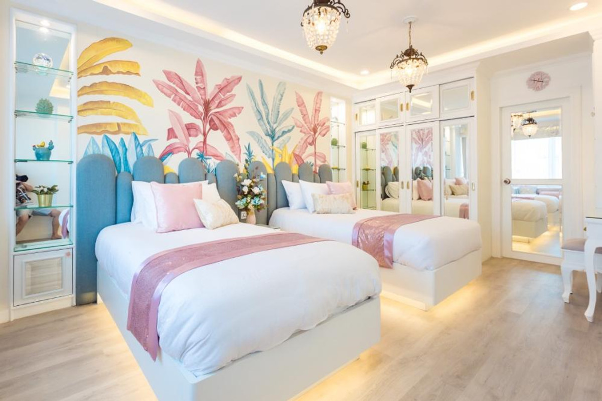 ให้เช่าทาวน์โฮมเลียบทางด่วนรามอินทรา : ทาวน์โฮมสุดหรู 4 ชั้น ตกแต่งสวยงาม ให้เช่า ย่านรามอินทรา-ประดิษฐ์มนูธรรม ใกล้แม็คโคร ฟู้ดเซอร์วิส ประดิษฐ์มนูธรรม เพียง 400 เมตร