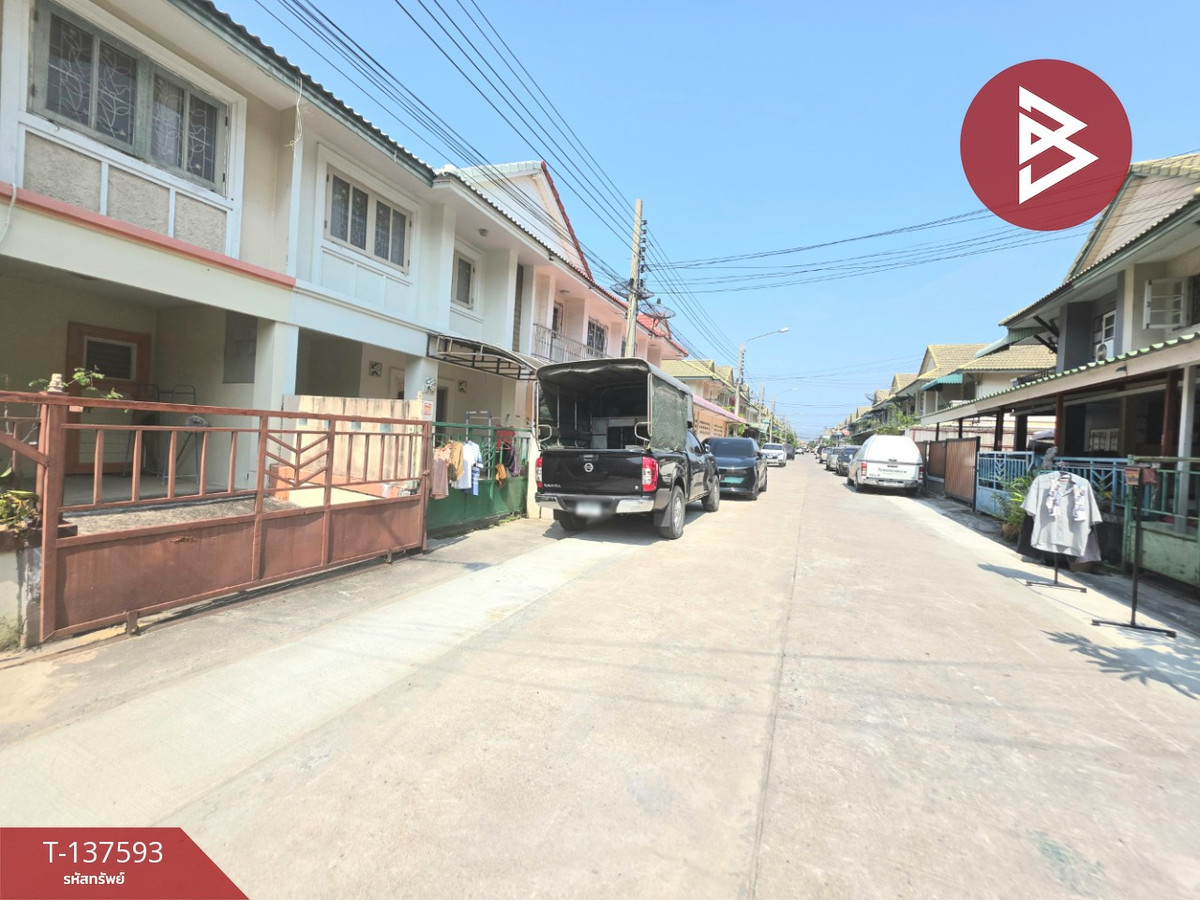 For SaleTownhomeSamut Prakan,Samrong : Townhouse for sale Pruksa Village 15, Bang Phli-Tamru, Samut Prakan