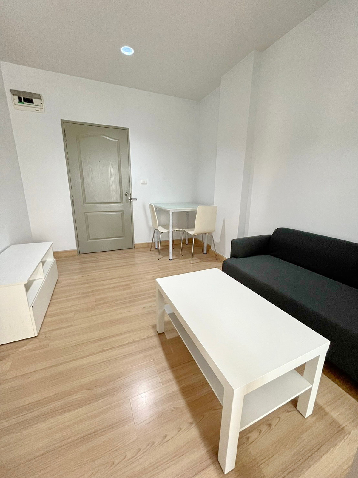 ให้เช่าคอนโดแจ้งวัฒนะ เมืองทอง : ให้เช่า The Kith ติวานนทร์  ใกล้ : รถไฟฟ้า MRT ส่วนต่อขยาย (สวยสีชมพู สถานีปากเกร็ด)