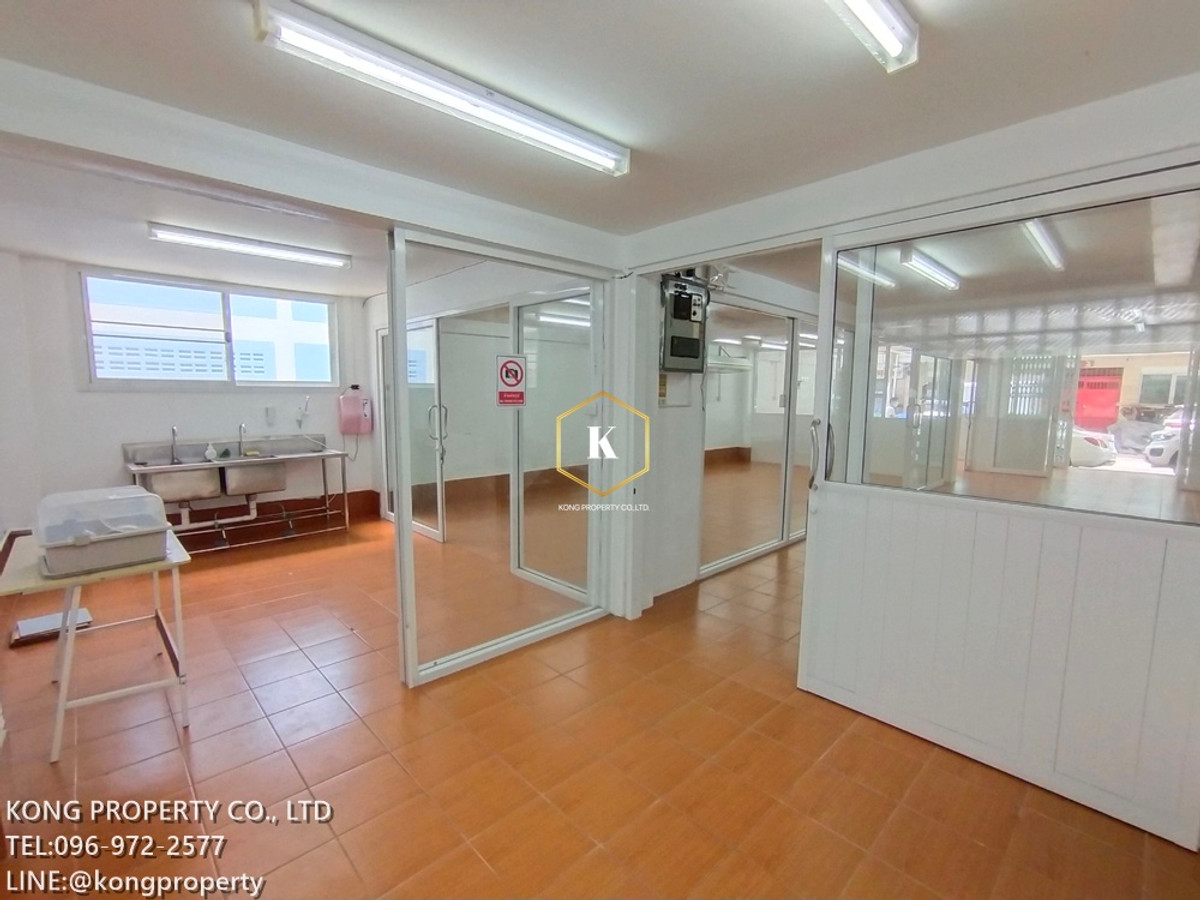 For RentWarehouseBang kae, Phetkasem : Factory for rent, food production, cosmetics production, Phetkasem 69, Nong Khaem, Bangkok