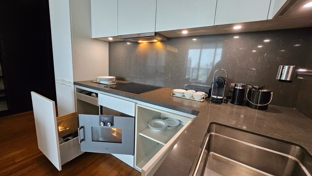 For RentCondoWongwianyai, Charoennakor : Banyan Tree Residence 1bed 78sqm 90,000/month