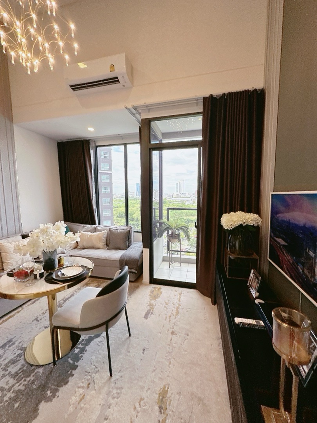 ขายคอนโดพระราม 9 เพชรบุรีตัดใหม่ RCA : 𝐋𝐀𝐍𝐃𝐌𝐀𝐑𝐊 𝐑𝐀𝐌𝐀𝟗 ผ่อนสบายๆ 𝟗,𝟗𝟎𝟎/เดือน 𝐅𝐫𝐞𝐞 เงินดาวน์ ทุกค่าใช่จ่าย ห้องหลุดด มือ1 