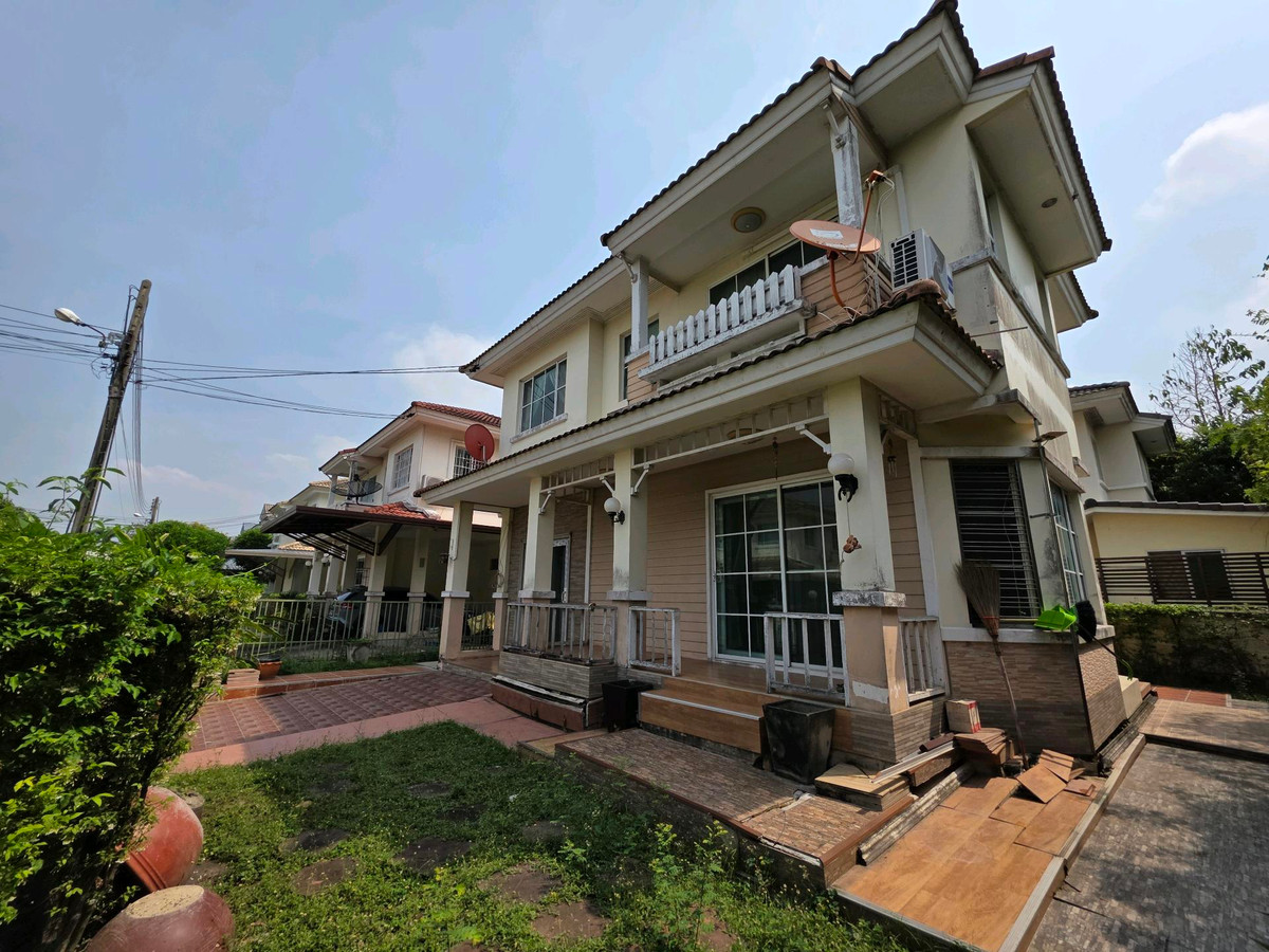 For SaleHousePathum Thani,Rangsit, Thammasat : 2-storey detached house for sale, 55 sq m, Chaiyaphruek Village 2, Tiwanon - Wongwaen, get a corner house, best price.