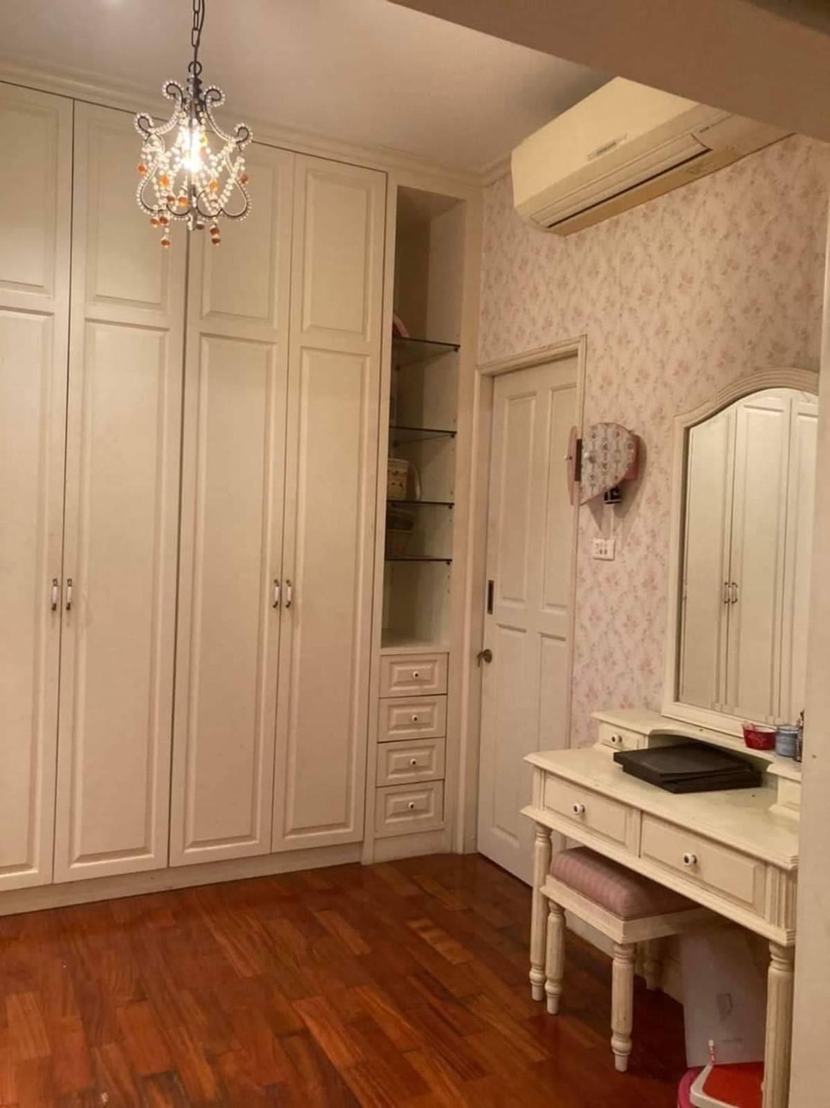 ขายบ้านนวมินทร์ รามอินทรา : บ้านพร้อมที่ดิน ลดาวัลย์ รามอินทรา กม.2 / 4 ห้องนอน (ขาย), House with Land Ladawan Ramintra Km.2 / 4 Bedrooms (FOR SALE) TPM377