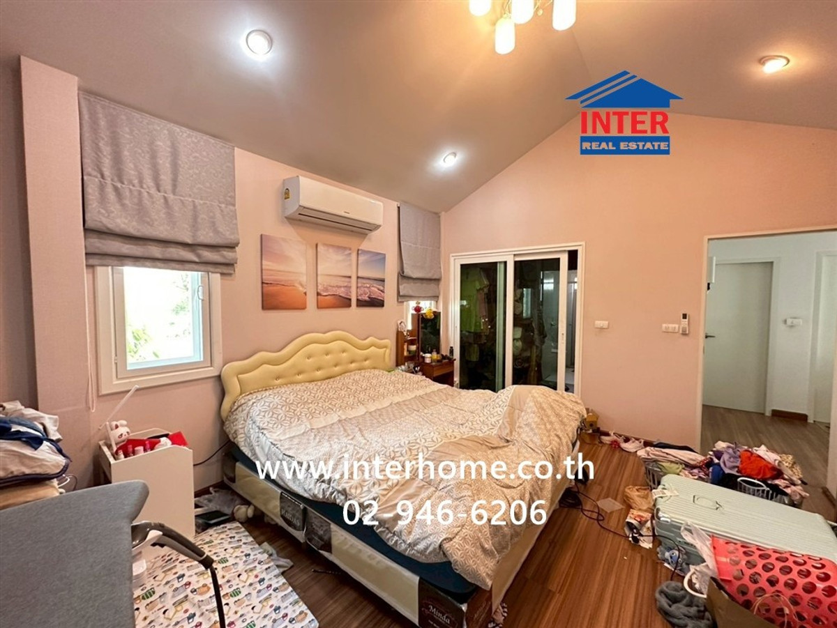 For SaleHouseSamut Prakan,Samrong : 2-story detached house, 55.1 sq m, Supalai Park Ville Village 1. Bangna-Theparak Near Chao Pho Kong Phet Shrine Soi Adul Sasanakarn Bangna-Trad Road, Theparak Road, Bang Phli, Samut Prakan