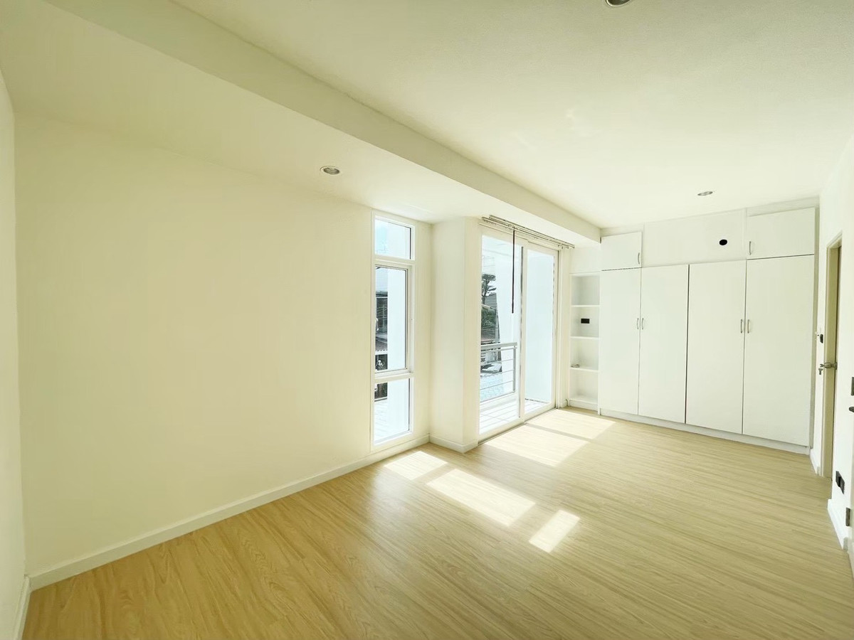 ให้เช่าทาวน์โฮมวิภาวดี ดอนเมือง หลักสี่ : Ⓜ️ให้เช่าทาวโฮมส์ 2 ชั้น มบ.เมอร์ริทแกรนด์ 2   ถ.เทิดราชัน 1  ใกล้ดอนเมือง