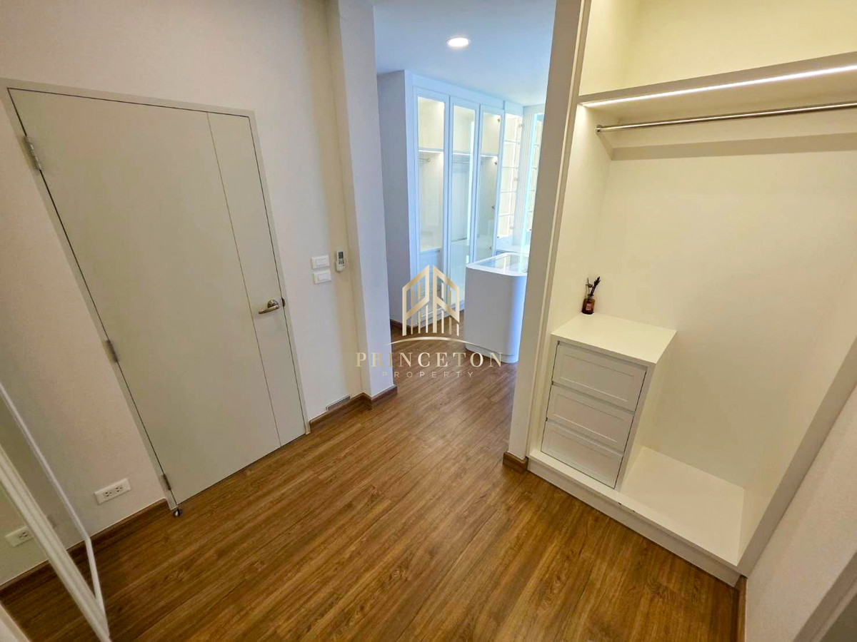 HouseBangna, Bearing, Lasalle : Luxury 2-Storey Home Centro Bangna 📞092-4252445