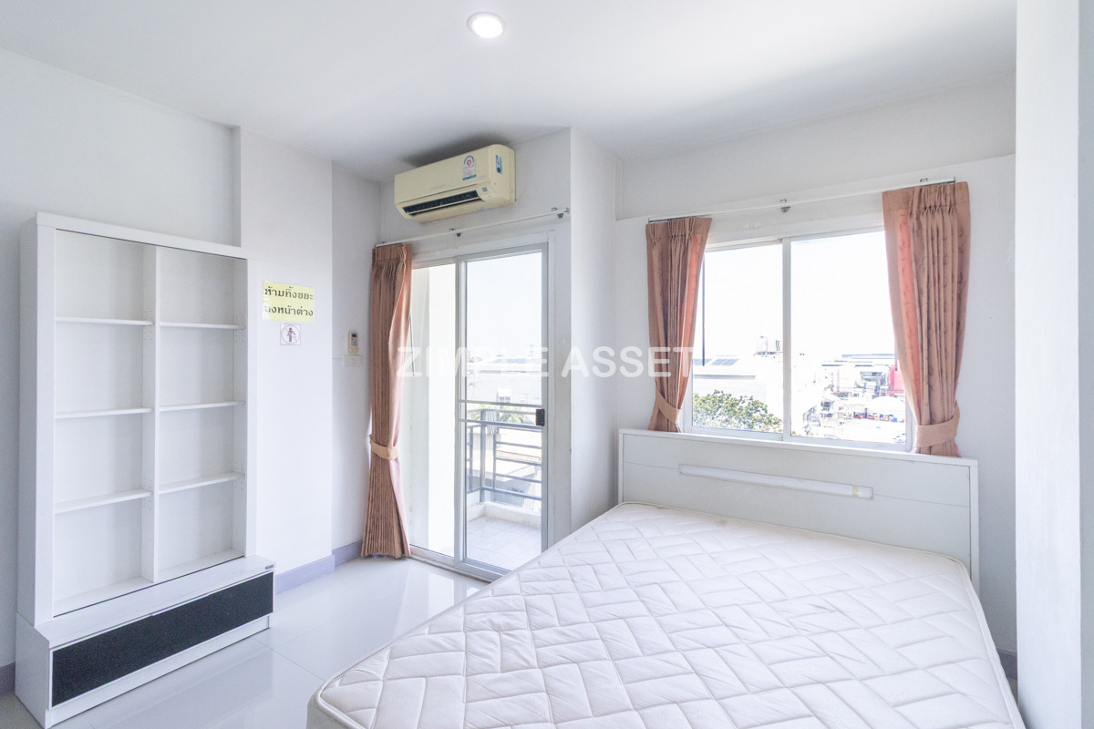 For RentSamut Prakan,Samrong : Line ID: @zimple_asset  Apartment near Lotus’s Bang Phli, air-conditioned room with furniture, balcony, affordable price, safe, and parking available.