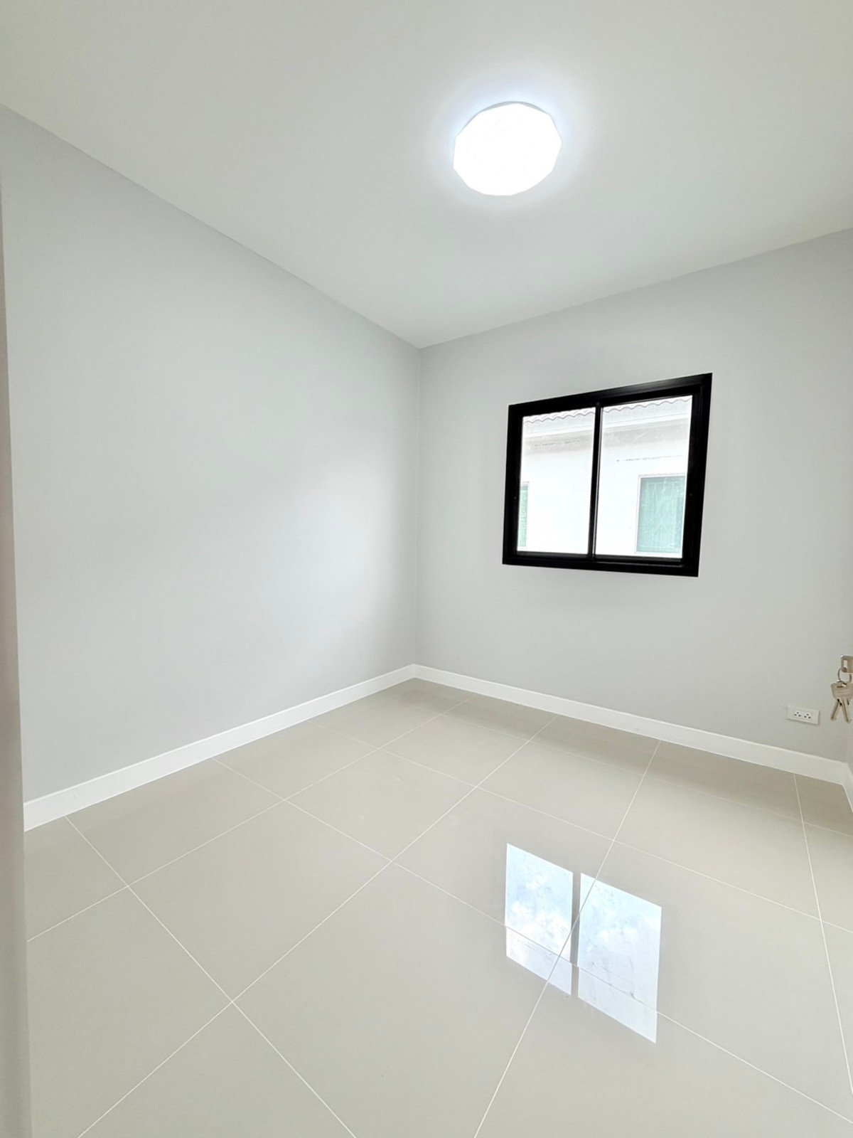 ขายทาวน์โฮมนนทบุรี บางใหญ่ บางบัวทอง : ขายทาวน์เฮาส์พฤกษาวิลล์ 63/1 พระราม 5 หลังมุม 25.1 ตร.ว. หน้ากว้าง 8 ม. ฟรีโอน