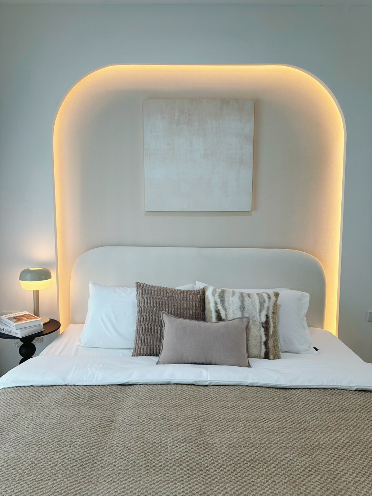 ขายคอนโดพระราม 9 เพชรบุรีตัดใหม่ RCA : ขาย คอนโดรีโนเวท ใกล้MRTพระราม9🌊✨ริมสระ pool access 3.19ลบ One Bedroom 48sq.m พร้อมอยู่ นัดชมเลย 084-976-1441