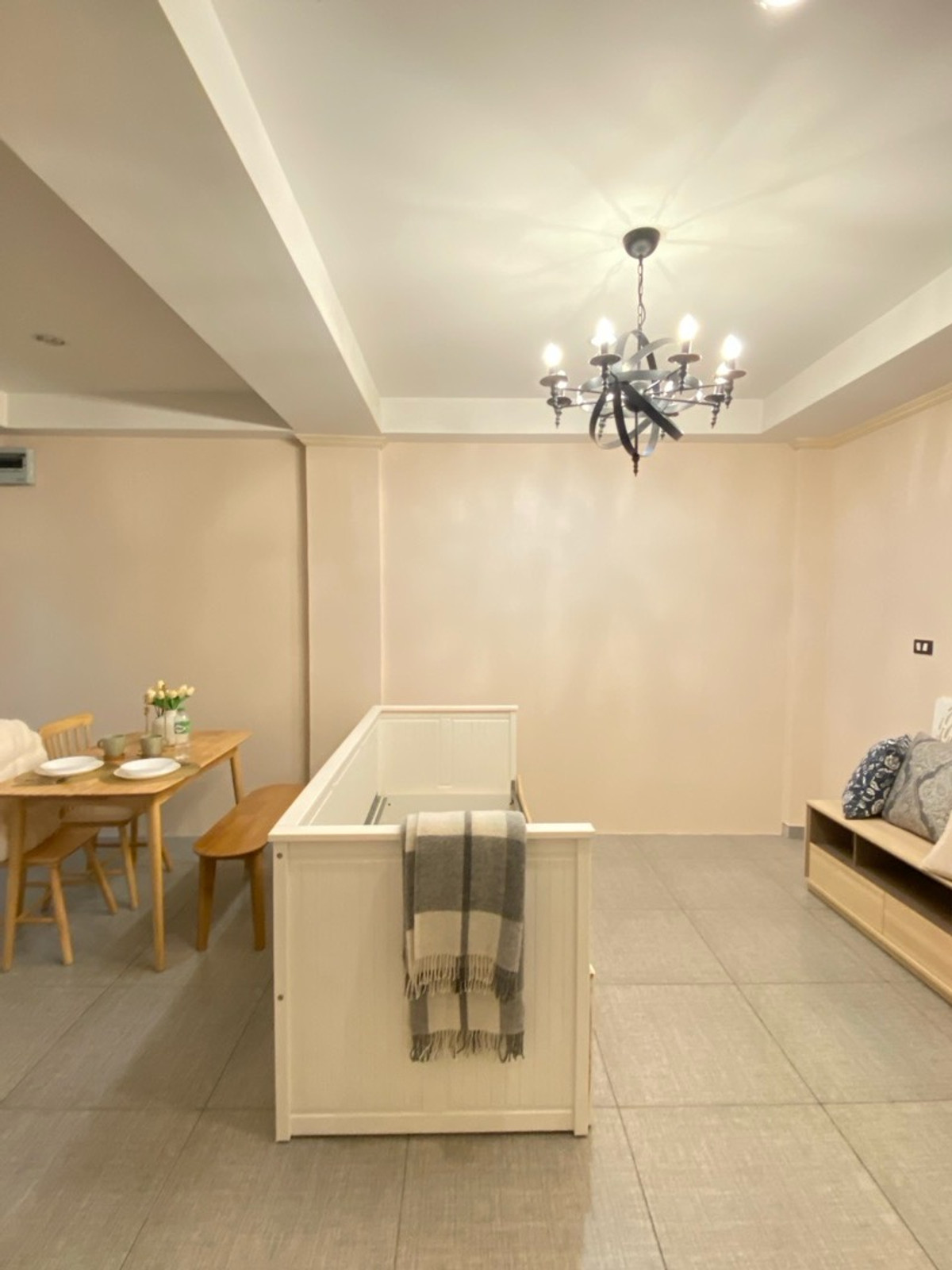 ขายคอนโดบางนา แบริ่ง ลาซาล : ขายคอนโดชั้น 1 มีสวน  2ห้องนอน 58ตร.ม กึ่งกลางรถไฟสามสาย 