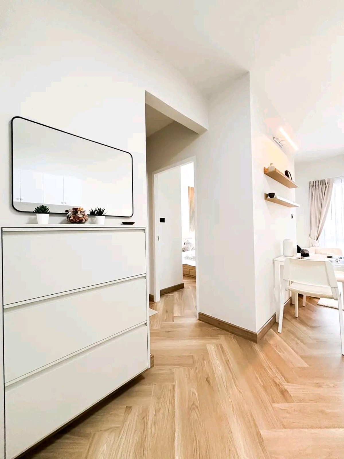 For SaleCondoRama9, Petchburi, RCA : 69 04 450
Condo for sale A Space Asoke-Ratchada.