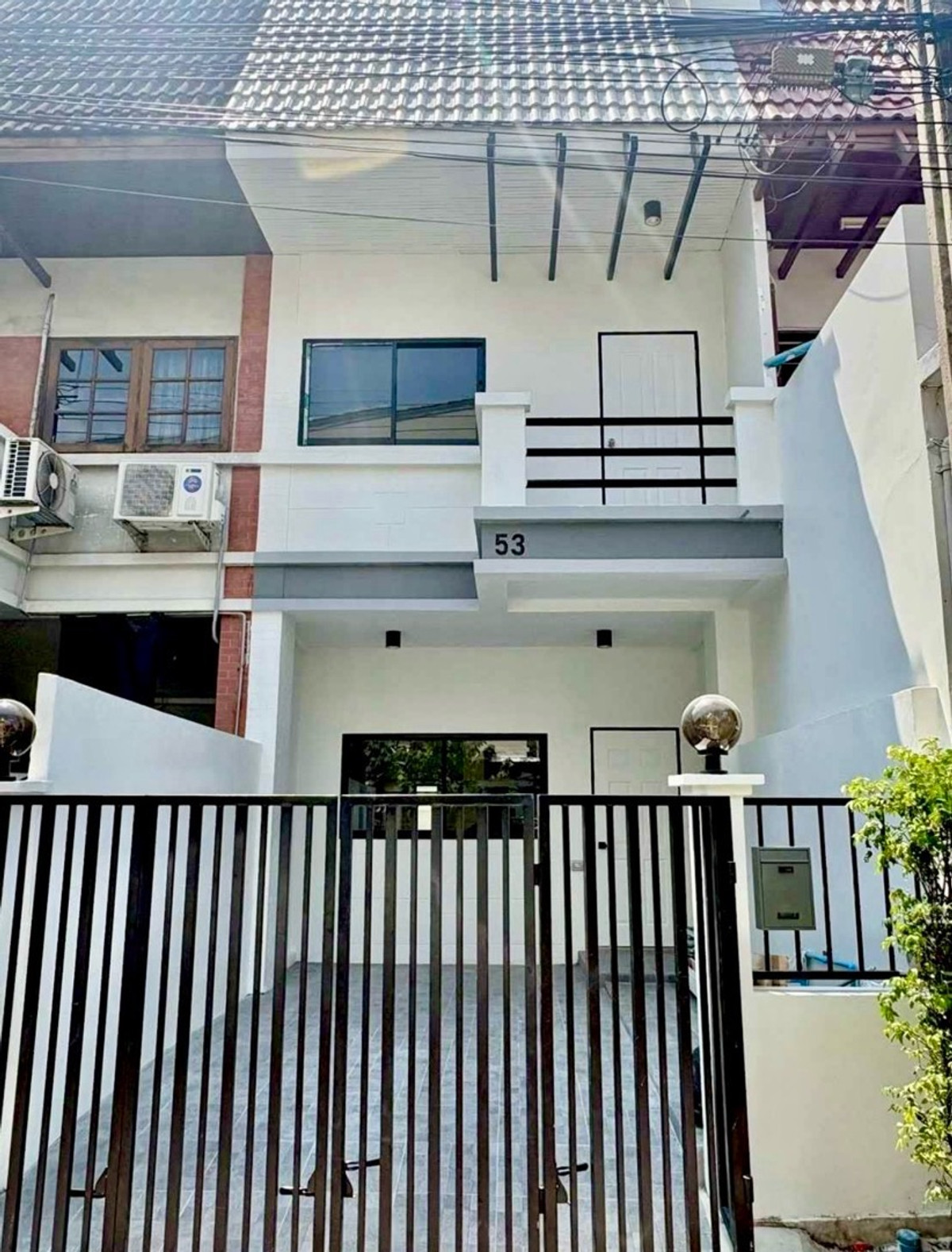 ขายทาวน์โฮมโชคชัย4 ลาดพร้าว71 : 🏡ทาวน์โฮม 2 ชั้นหมู่บ้านเกตุนุติการ์เด้น นาคนิวาส 38ขนาด 16 ตร.วา | 2 ห้องนอน 2 ห้องน้ำ | จอดรถ 1 คัน🚗