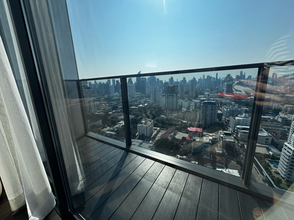 ให้เช่าคอนโดสุขุมวิท อโศก ทองหล่อ : 🏙 𝑭𝒐𝒓 𝒓𝒆𝒏𝒕 3 bedrooms @ 𝑻𝒆𝒍𝒂 𝑻𝒉𝒐𝒏𝒈𝒍𝒐𝒓 | 𝑼𝒍𝒕𝒓𝒂 𝒍𝒖𝒙𝒖𝒓𝒚 𝒊𝒏 𝒕𝒉𝒆 𝒎𝒊𝒅𝒅𝒍𝒆 𝒉𝒆𝒂𝒓𝒕 𝒐𝒇 𝑻𝒉𝒐𝒏𝒈𝒍𝒐𝒓 