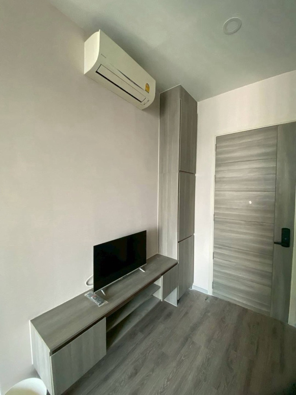 ให้เช่าคอนโดรามคำแหง หัวหมาก : KnightsBridge Collage - Ramkhamhaeng 
ราคาพิเศษ พร้อมอยู่