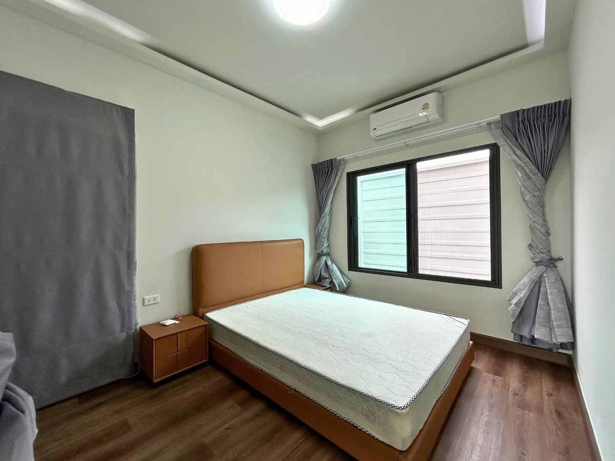 ให้เช่าบ้านลาดกระบัง สุวรรณภูมิ : ᚱ ให้เช่า ✅รับระยะสั้น 🔥 4 ห้องนอน 1 ห้องแม่บ้าน🔥บ้านเดี่ยว แกรนด์ บริทาเนีย พระราม 9 – กรุงเทพกรีฑา ใกล้ โรงเรียนนานาชาติเวลลิงตัน 