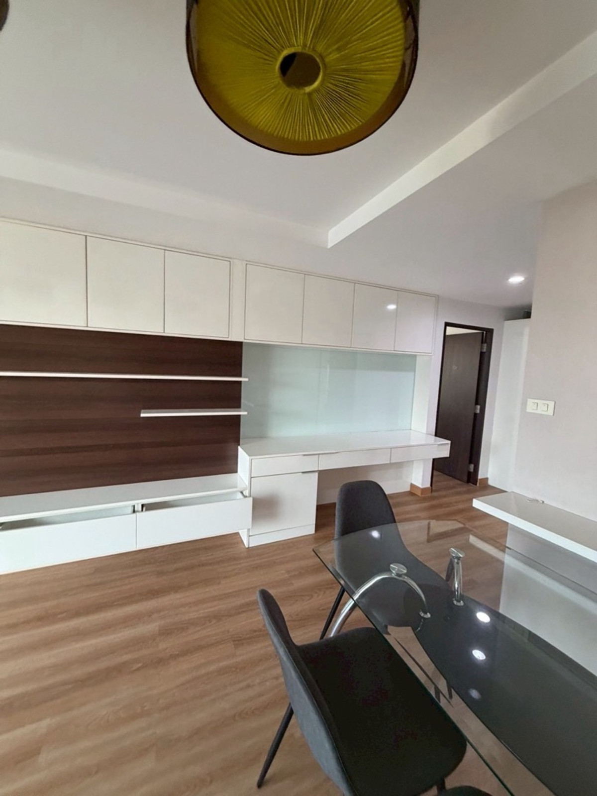 For RentCondoRama 8, Samsen, Ratchawat : Hot price for rent Baan Samsen (Baan Samsen) large room 76 sq m. 🔥🔥