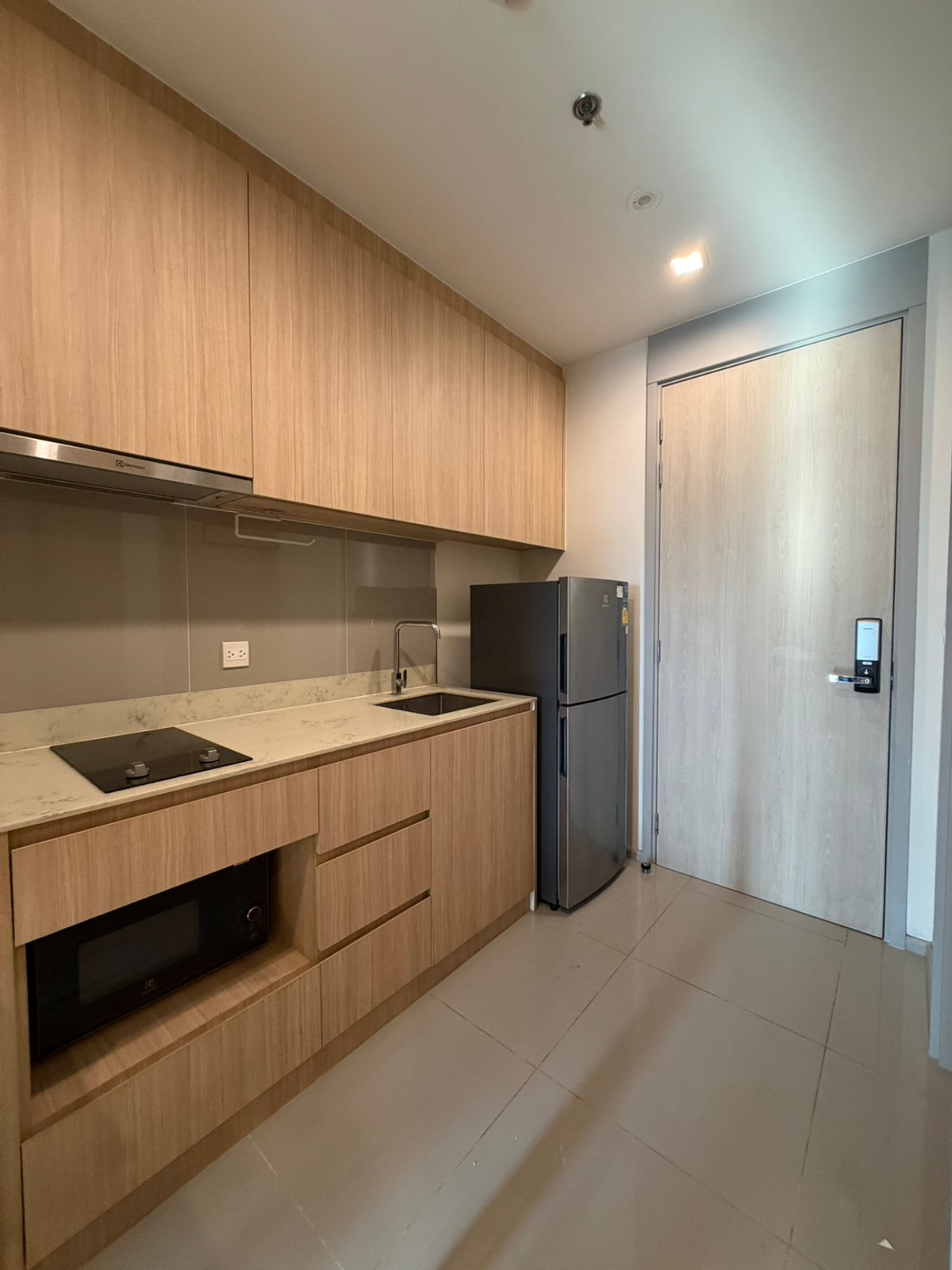 ให้เช่าคอนโดสะพานควาย จตุจักร : ให้เช่าคอนโด M Jatujak (จตุจักร) เฟอร์ครบ พร้อมอยู่