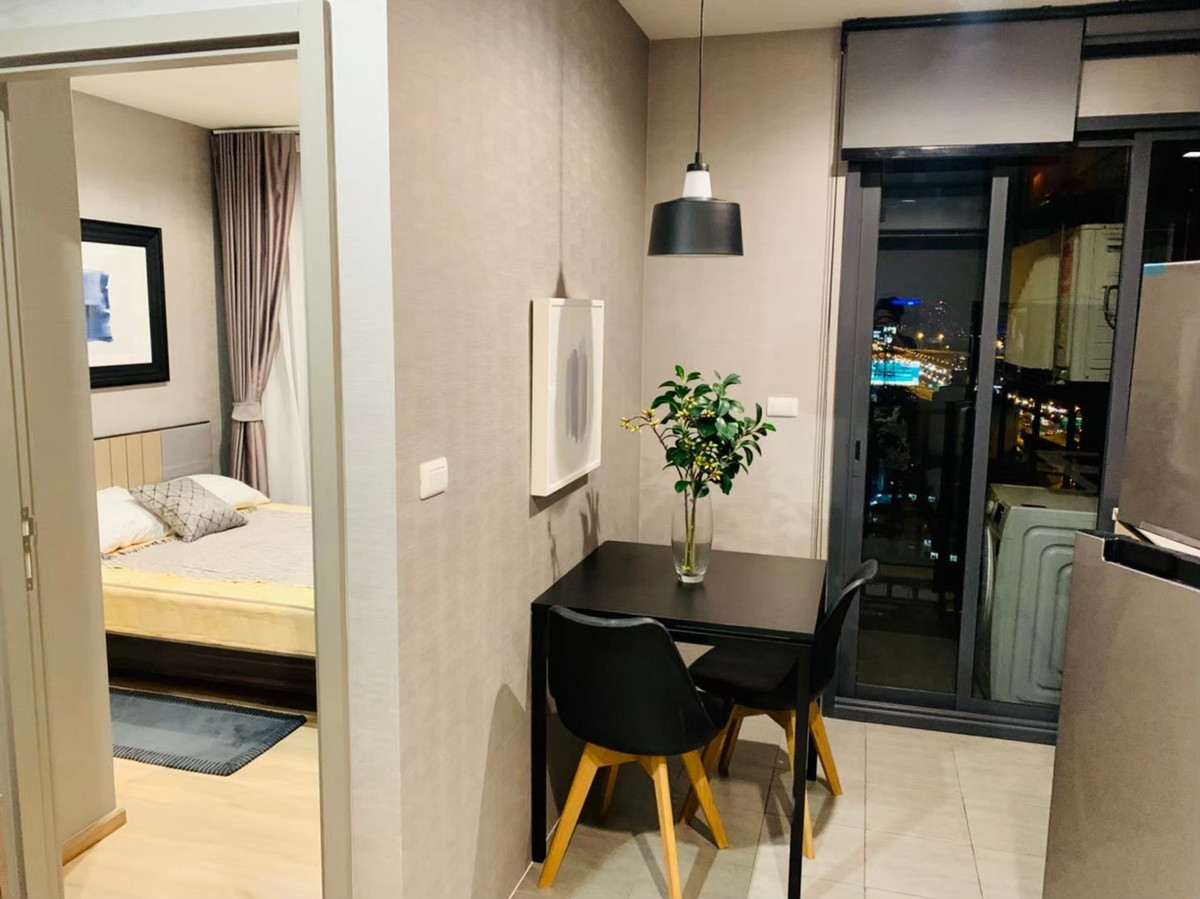 For RentCondoRama9, Petchburi, RCA : For rent: The Base Garden Rama9, ready to move in.