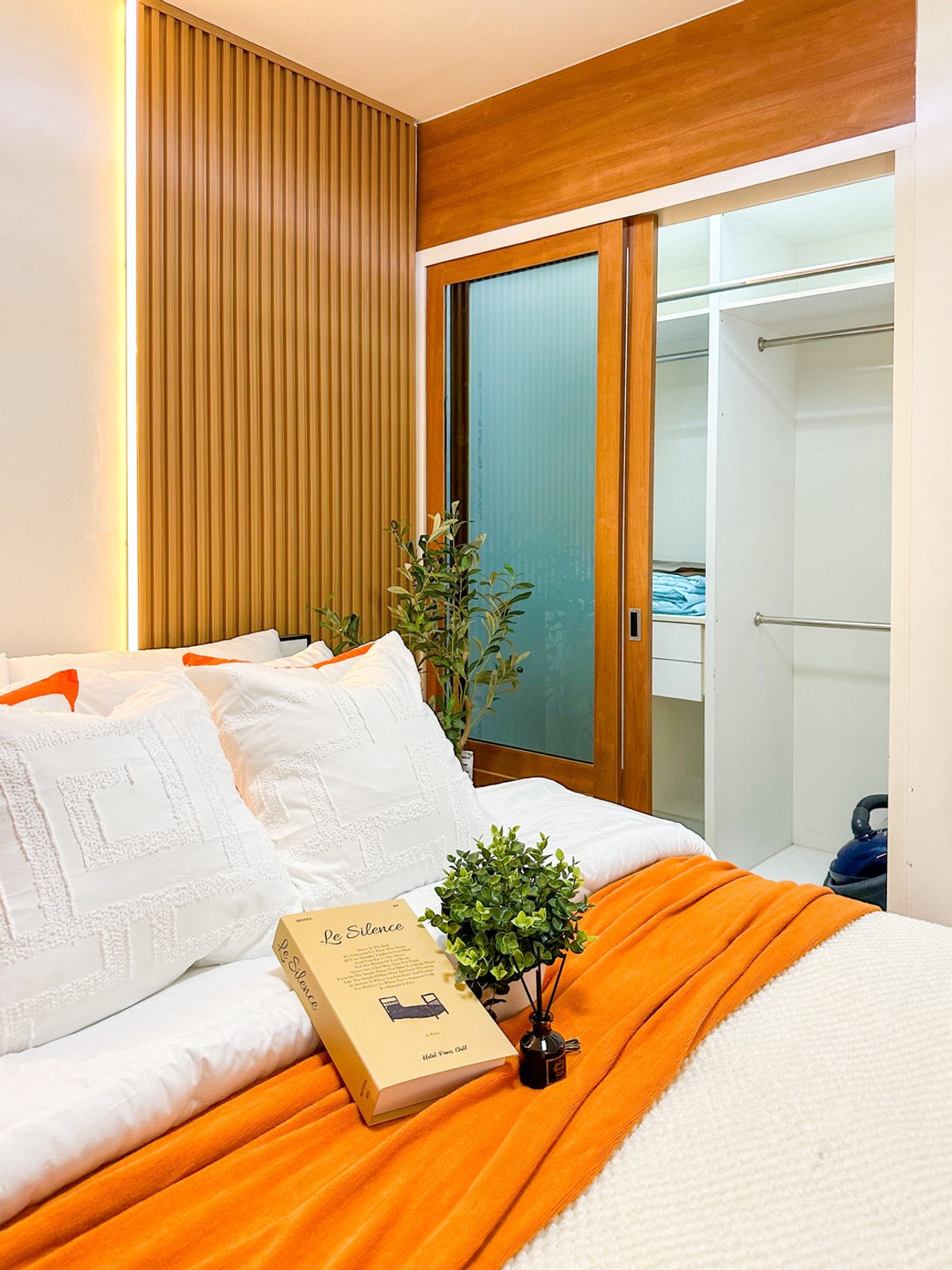 For SaleCondoRama 2, Bang Khun Thian : ✨ Newly decorated, very beautiful! 📢 Smart Condo Rama 2 for sale (Smart Condo Rama 2), Building A, frontmost location 🍃 open view 🧳 just carry your bags and move in!