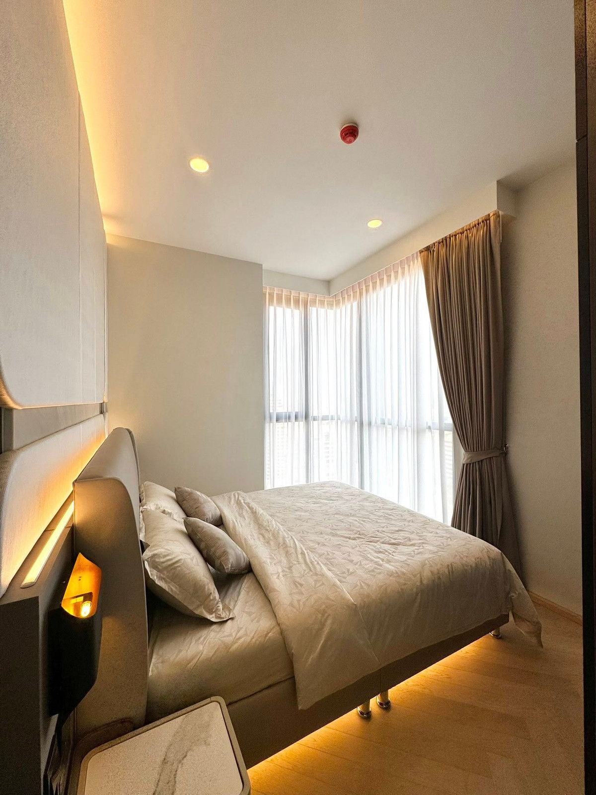 ให้เช่าคอนโดสุขุมวิท อโศก ทองหล่อ : ให้เช่า Park Origin Thonglor ราคา 65,000 บาท [MPr260314]