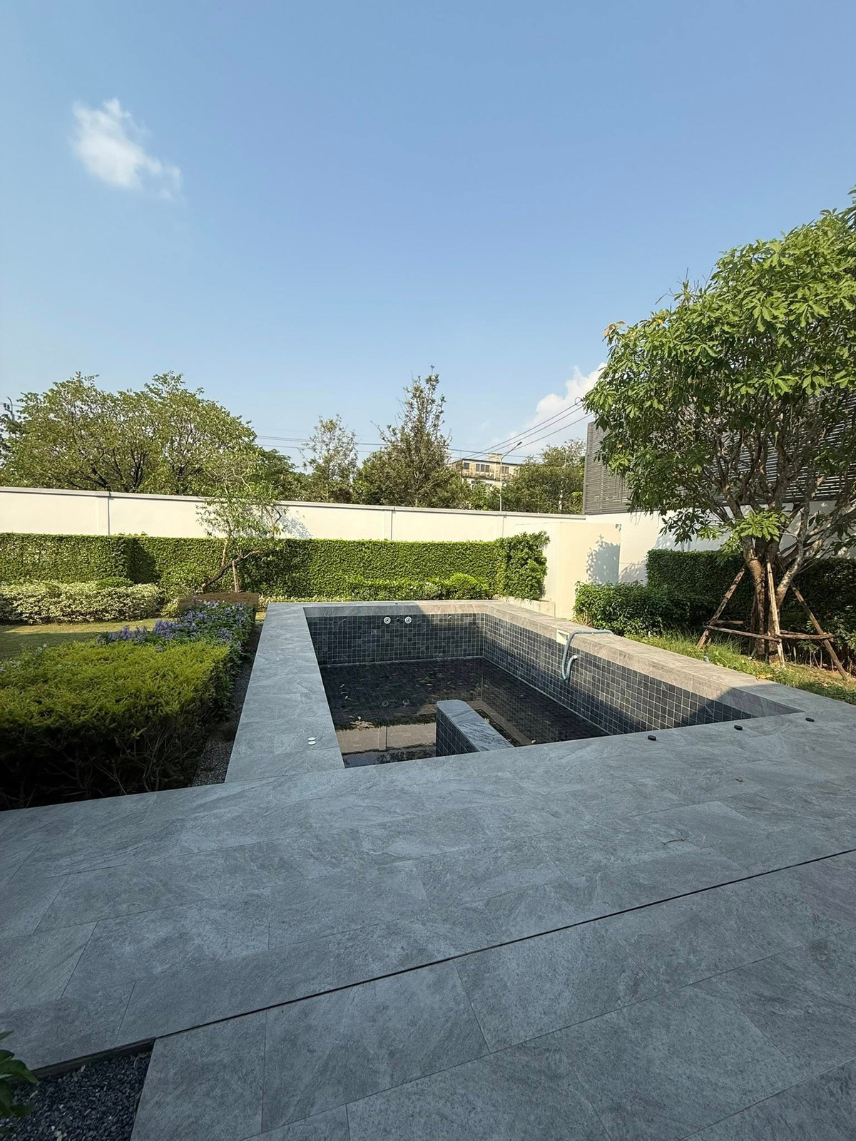 For RentHousePattanakan, Srinakarin : 🌳For rent - Luxury house with swimming pool at Else Krungthep Kreetha 🌳