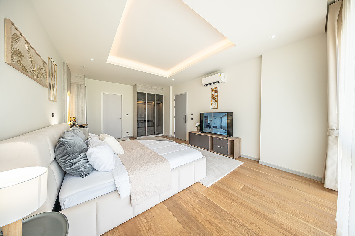 ขายบ้านโชคชัย4 ลาดพร้าว71 : [ขาย] ✨ บ้านเดี่ยว 3 ชั้น สไตล์ Modern Luxury พรีเมียมที่สุดในลาดพร้าว 101 | Feel Town ✨ แต่งครบ พร้อมลากกระเป๋าเข้าอยู่! เพียง 13.99 ล้าน (Rare Item มีเพียง 9 หลังในโครงการ!)