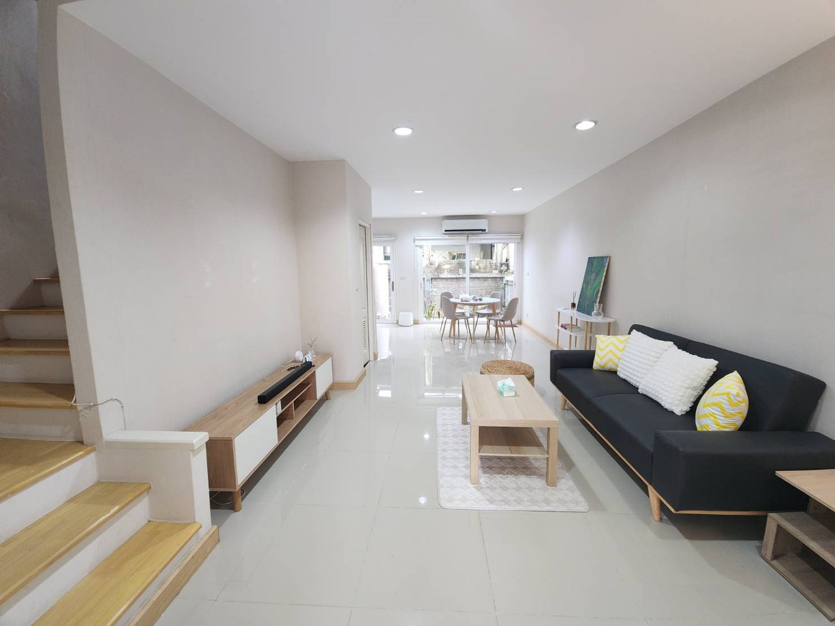 ให้เช่าทาวน์โฮมนวมินทร์ รามอินทรา : ให้เช่าทาวน์โฮม กรีนิช รามอินทรา ใกล้ สวนสยามอะเมซิ่งพาร์ค เพียง 5 นาที