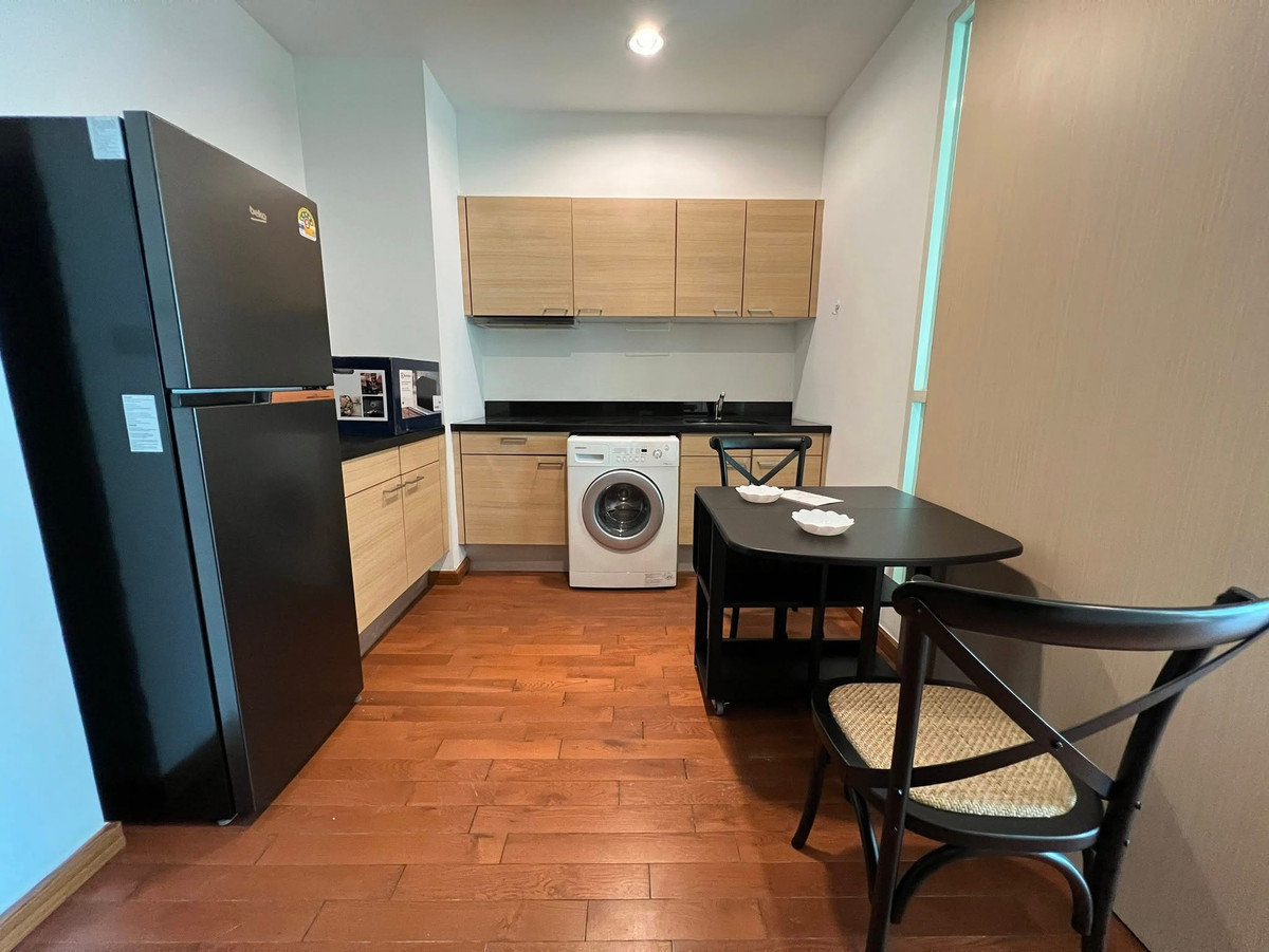 For RentCondoWitthayu, Chidlom, Langsuan, Ploenchit : FOR RENT - 1 BEDROOM 43 SQ.M- READY TO MOVE IN - CALL NOW 094-641-5974