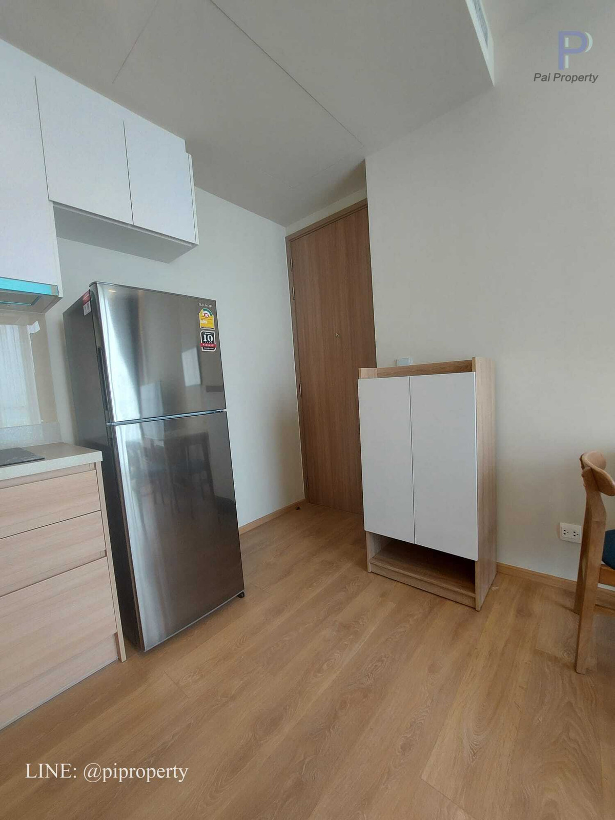 For RentCondoSukhumvit, Asoke, Thonglor : Fully furnished 1 Bedroom unit for rent in Phrom Phong. High floor with a unblocked view. Noble Around Sukhumvit 33.