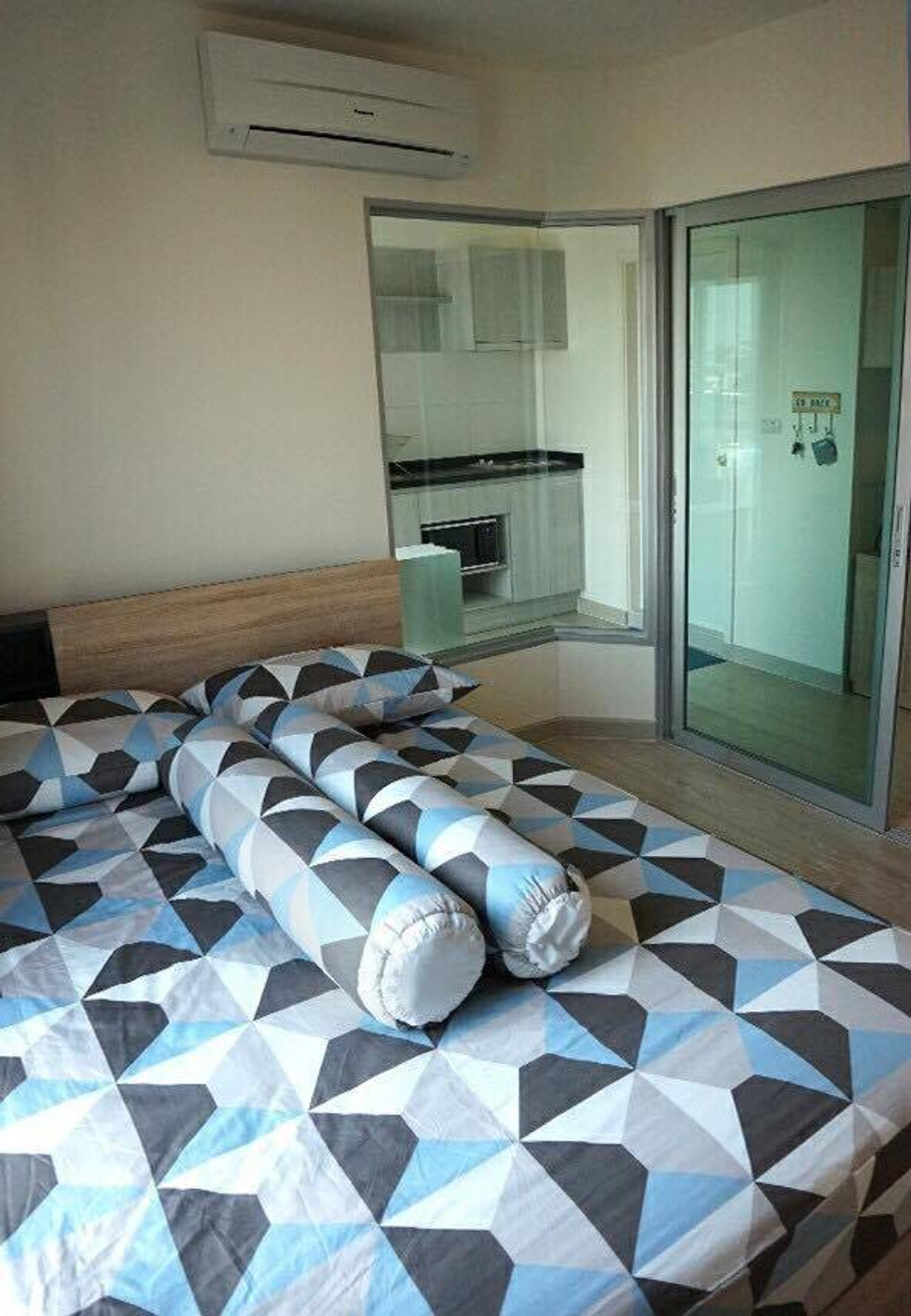 For RentCondoChaengwatana, Muangthong : F2151161 Condo for rent Aspire Ngamwongwan (Aspire Ngamwongwan) size 28 sq m, 7th floor, Building N.